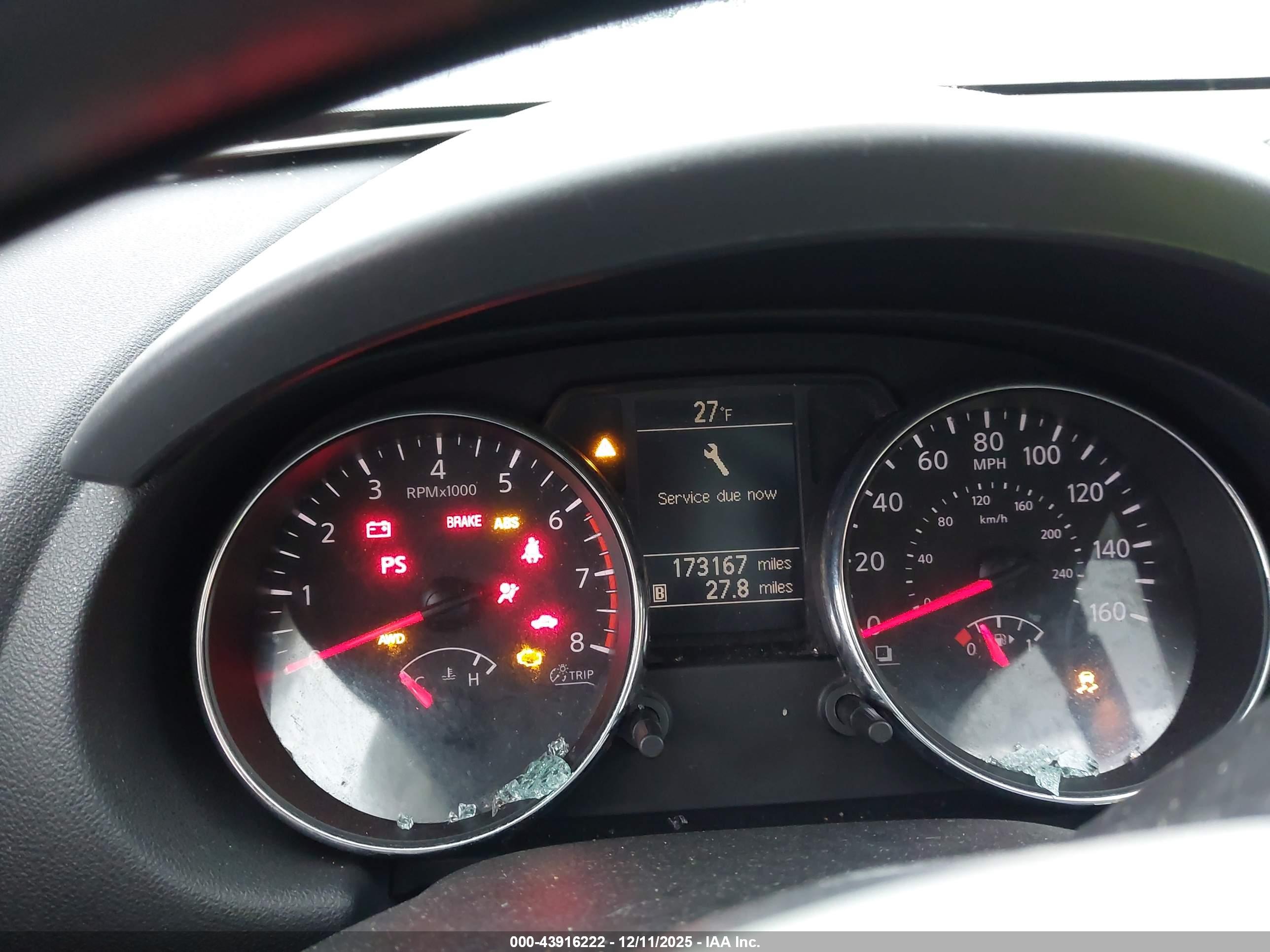 NISSAN ROGUE image 7