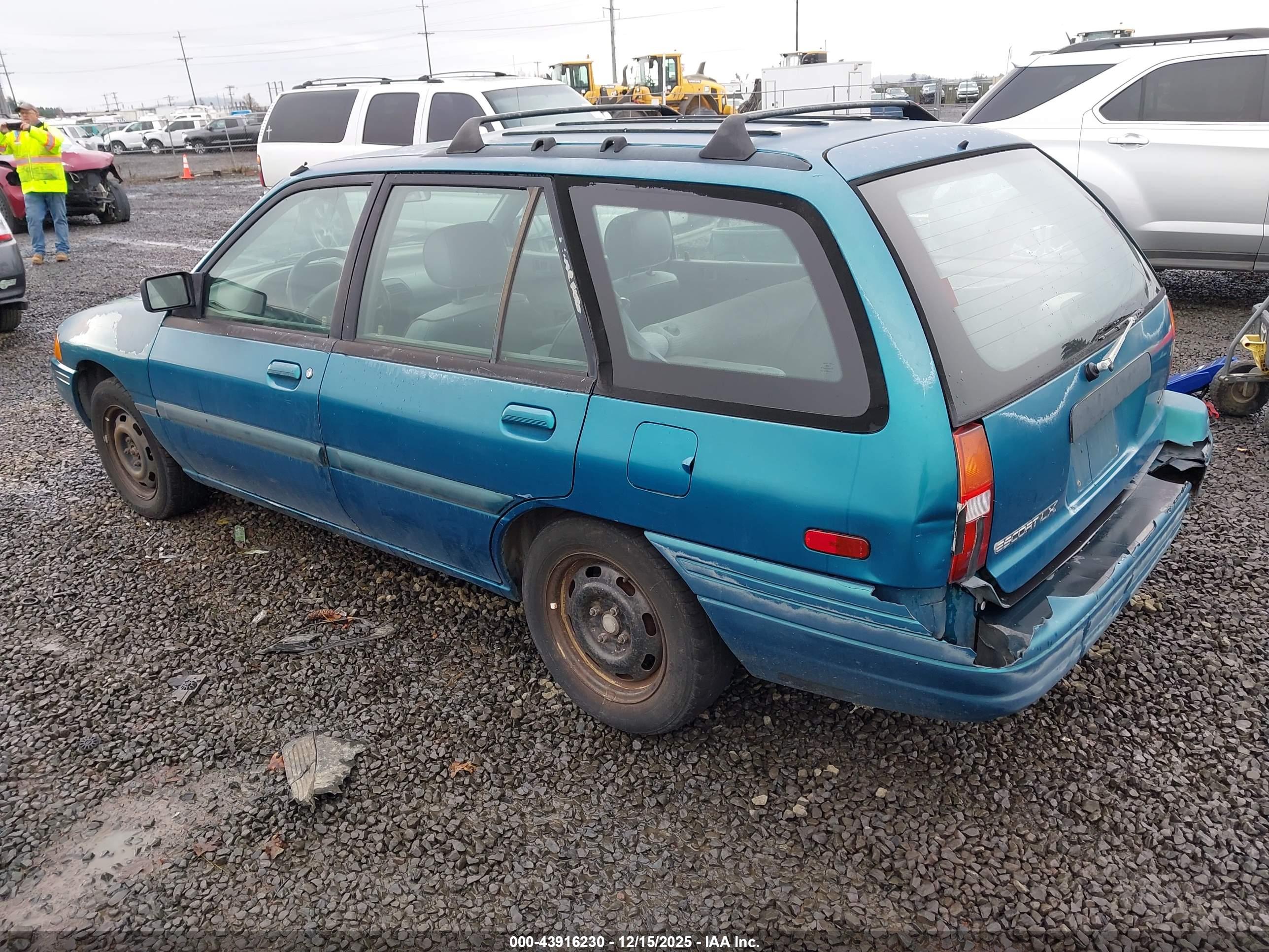 FORD ESCORT image 3