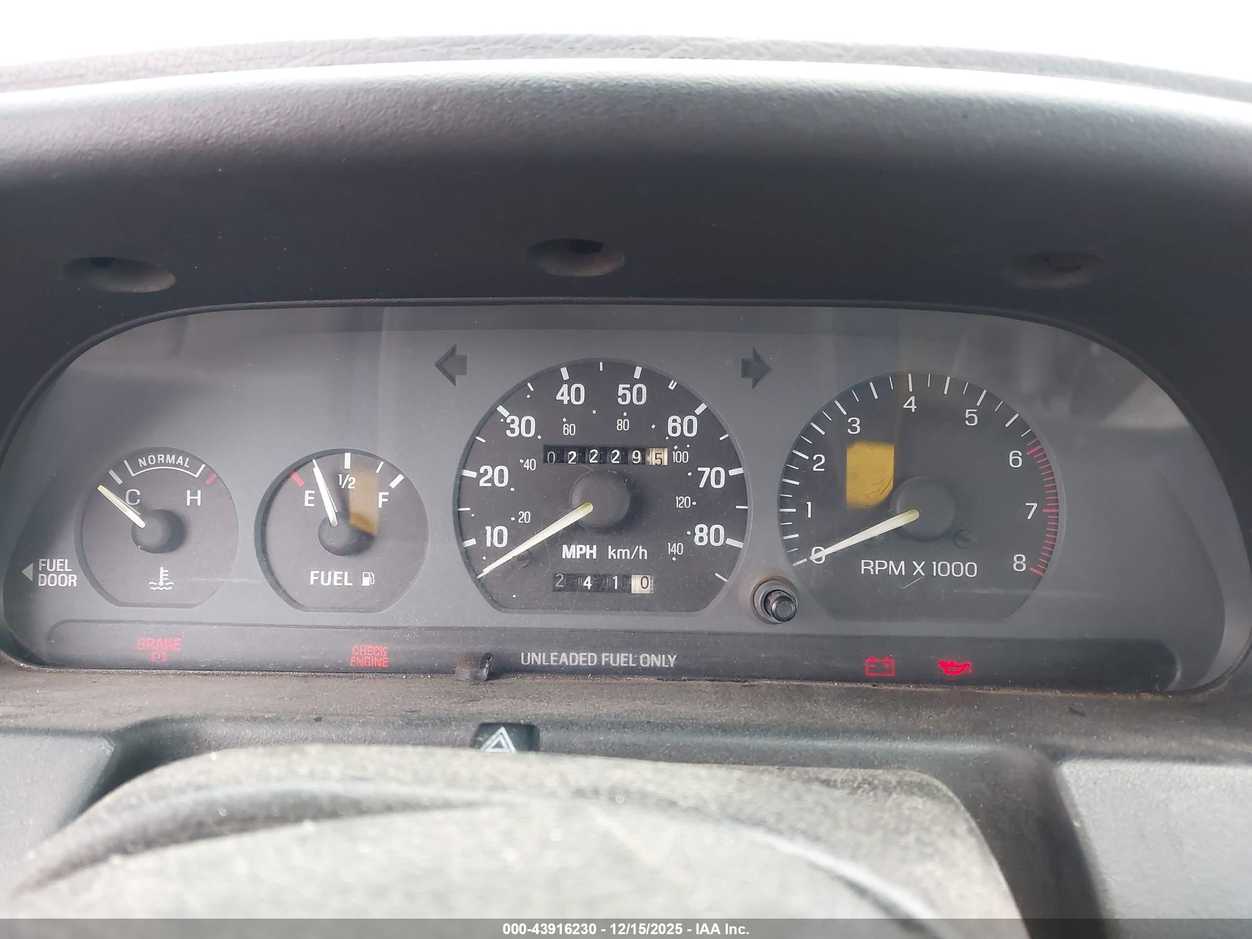 FORD ESCORT image 7
