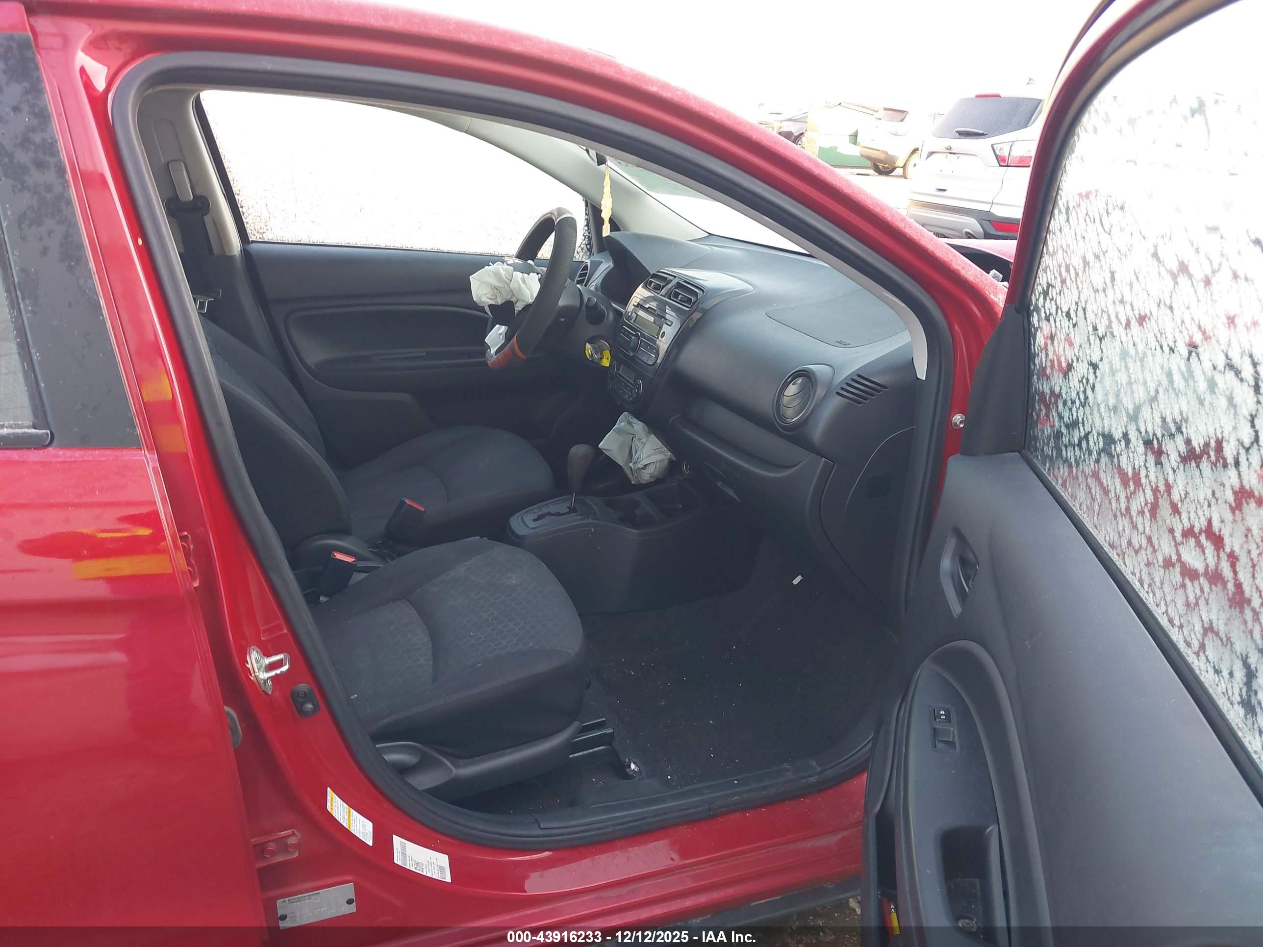 MITSUBISHI MIRAGE image 5