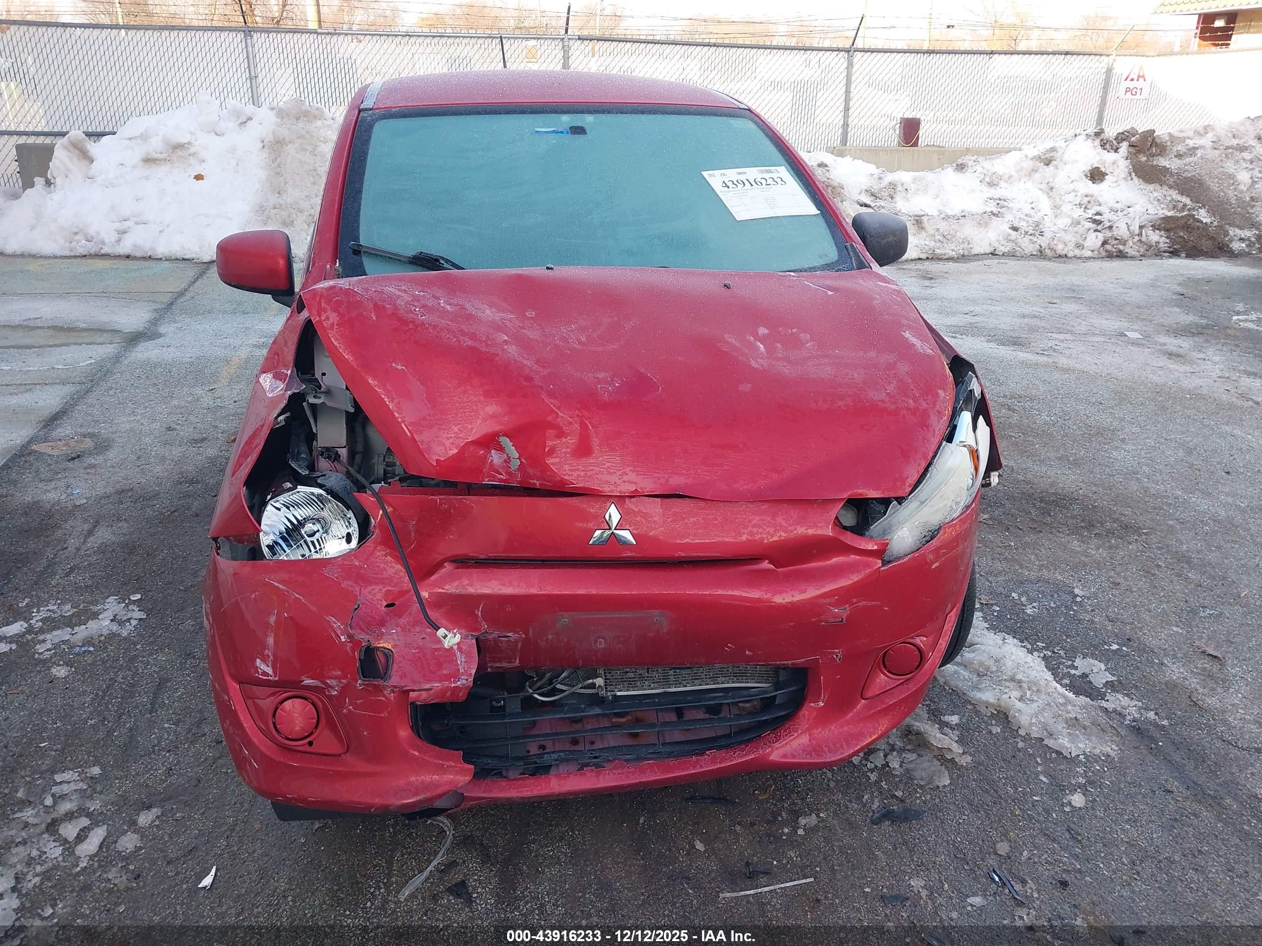 MITSUBISHI MIRAGE image 6