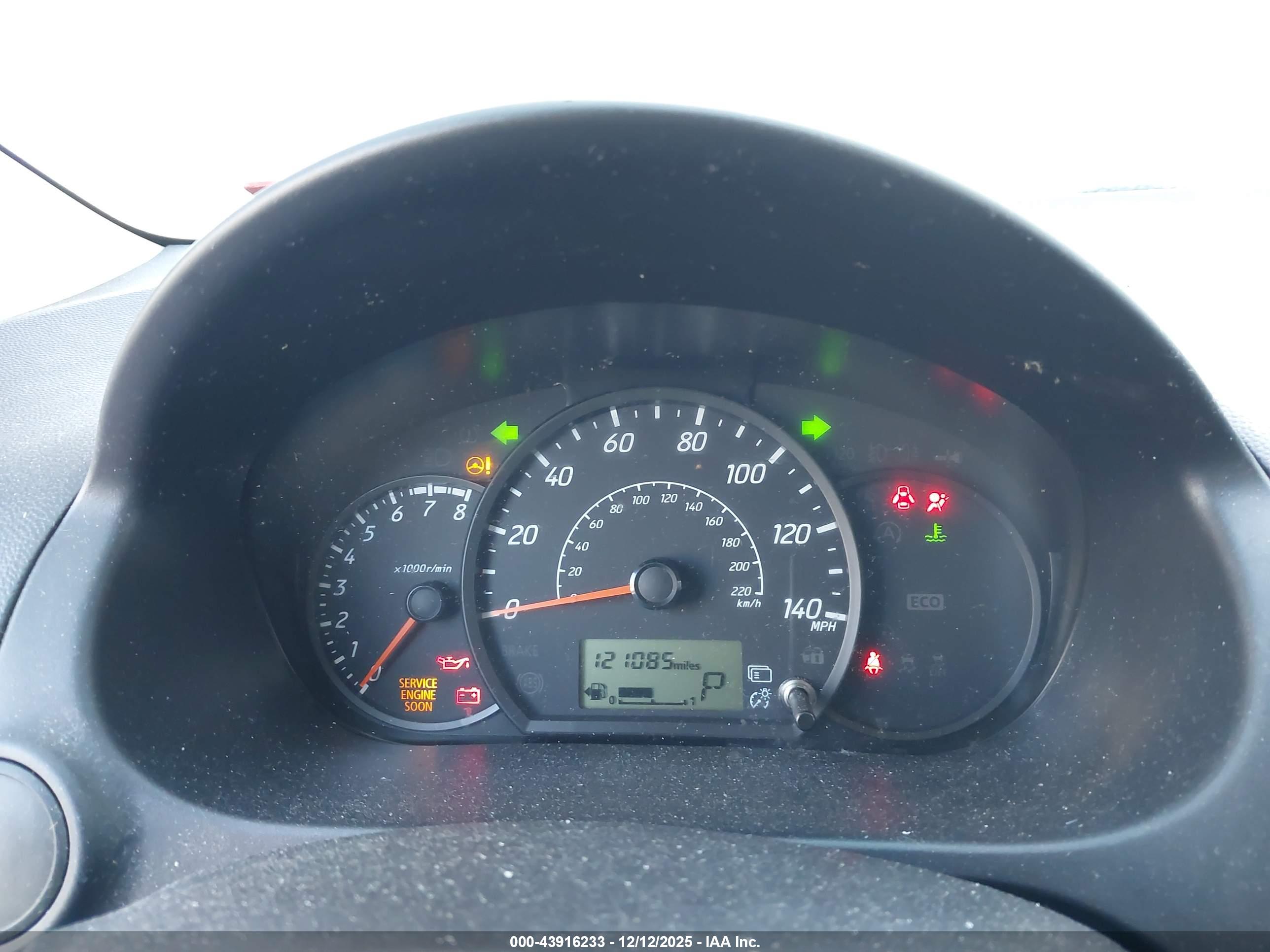MITSUBISHI MIRAGE image 7