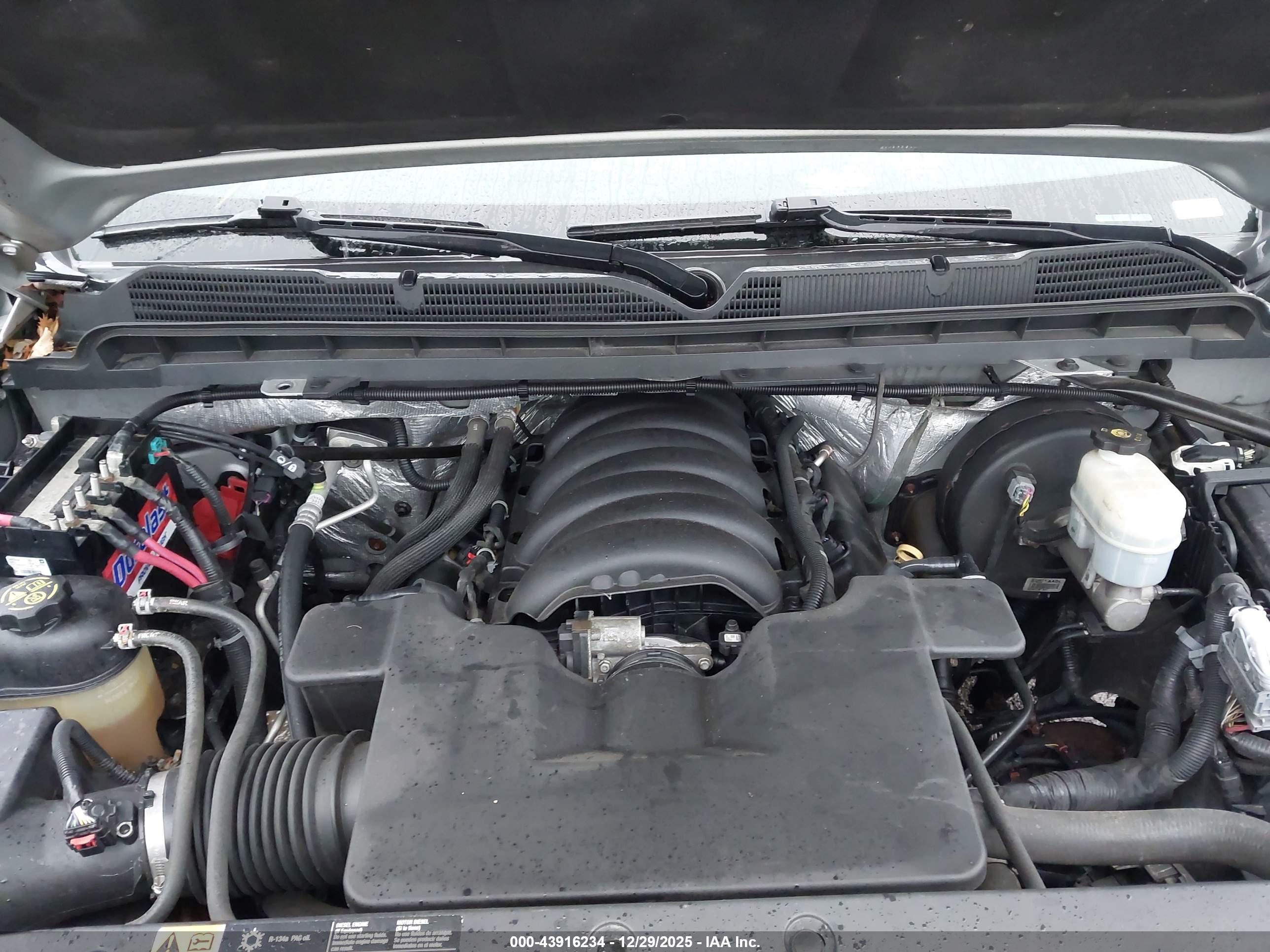 CHEVROLET SILVERADO image 10