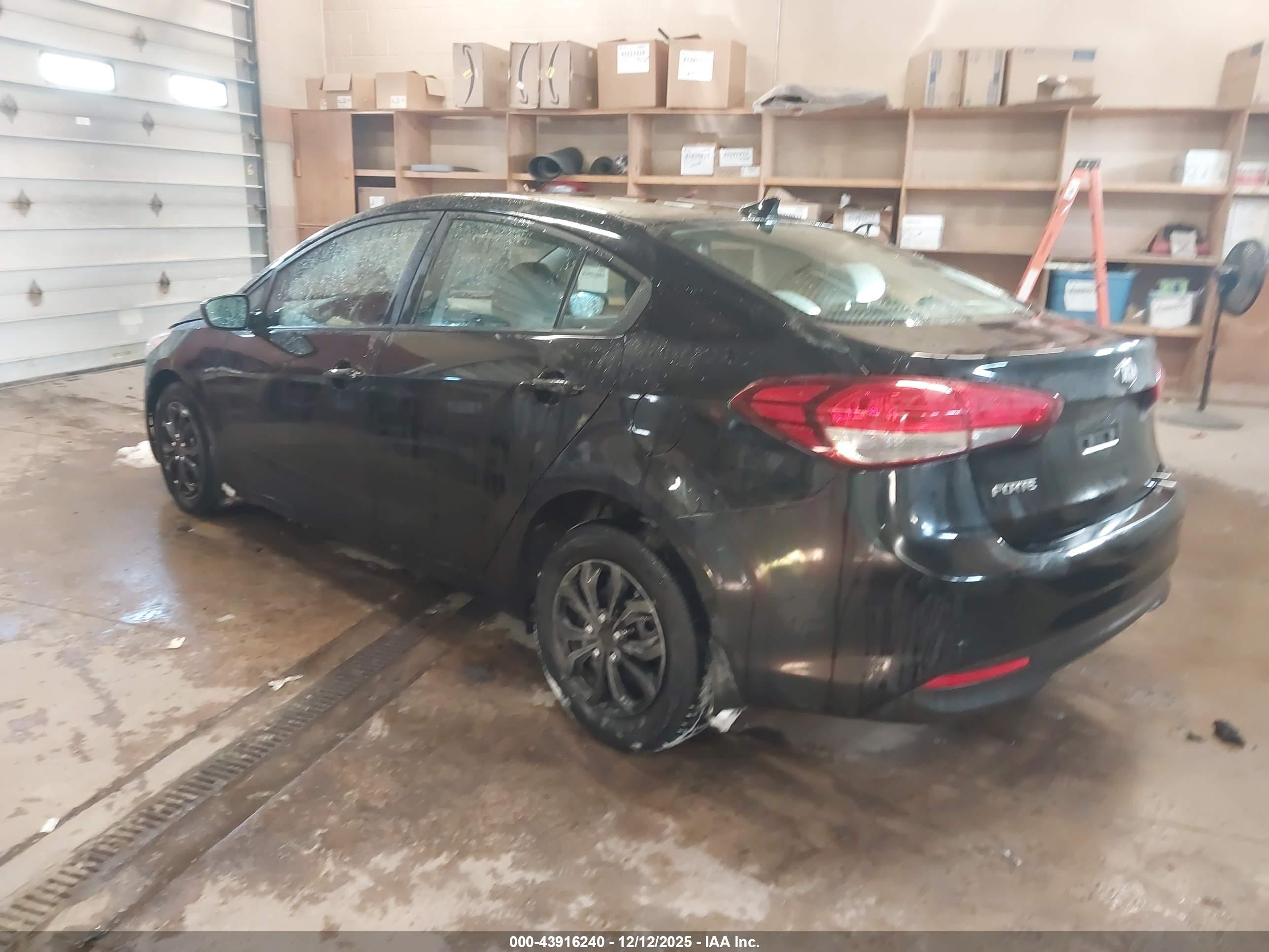 KIA FORTE image 3