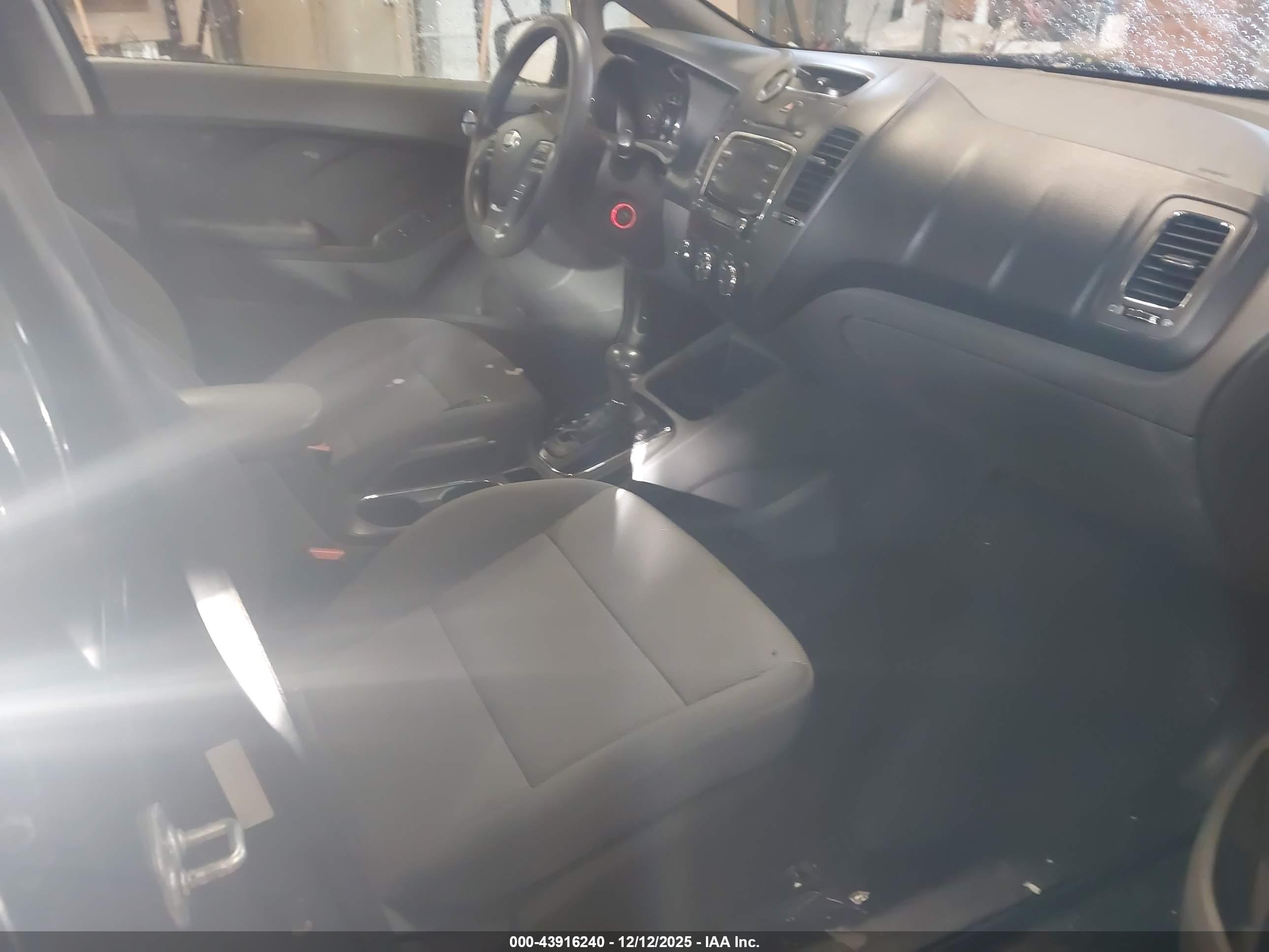 KIA FORTE image 5