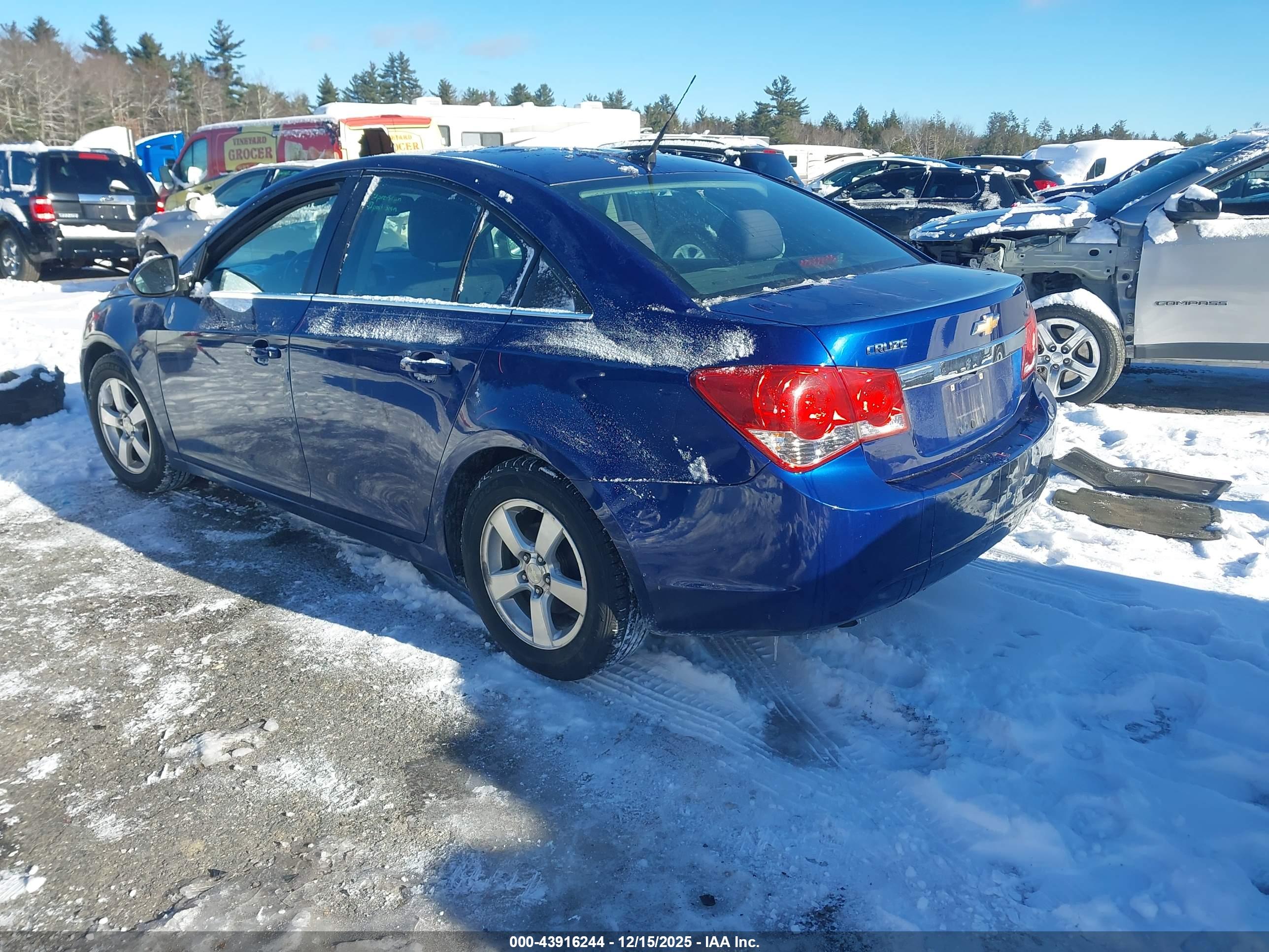CHEVROLET CRUZE image 3
