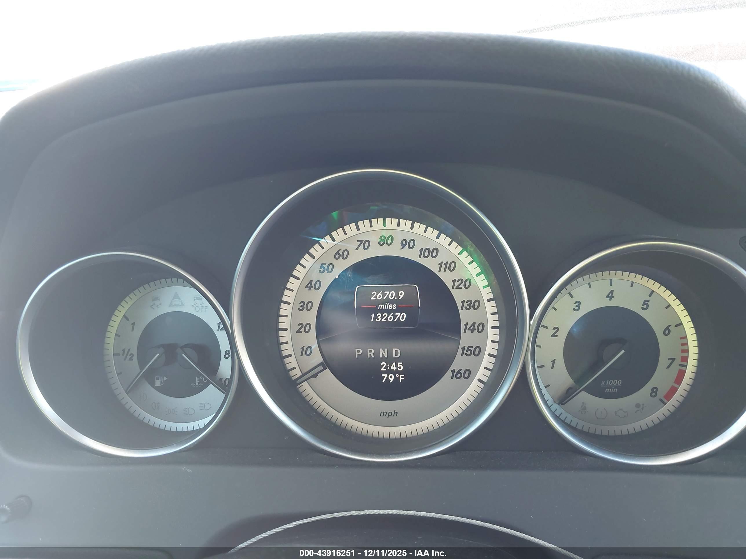 MERCEDES-BENZ C image 7
