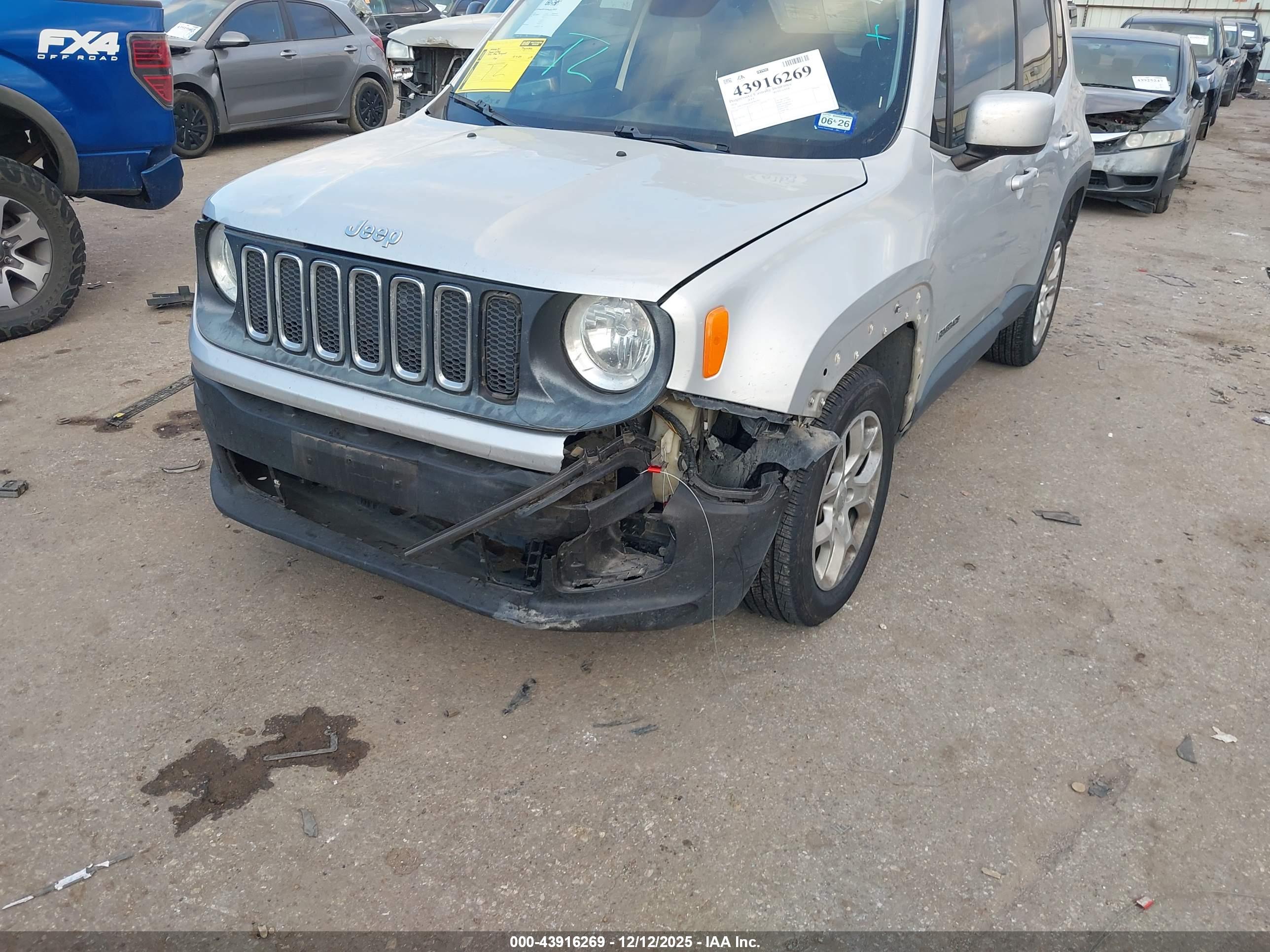 JEEP RENEGADE image 6
