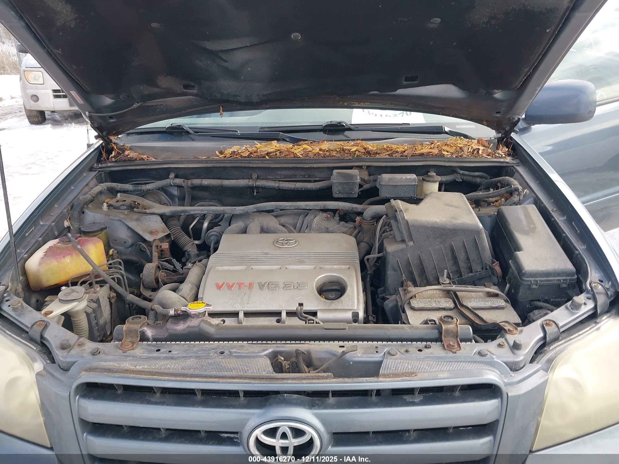 TOYOTA HIGHLANDER image 10