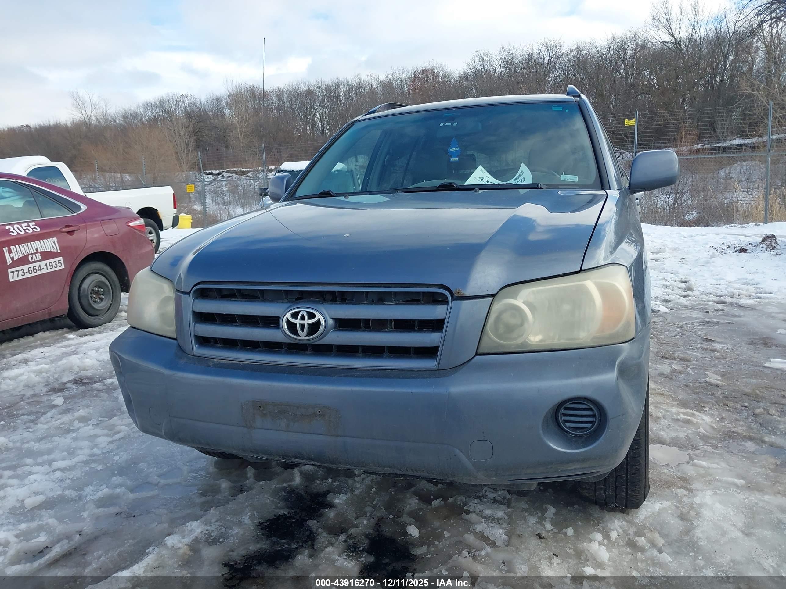TOYOTA HIGHLANDER image 6