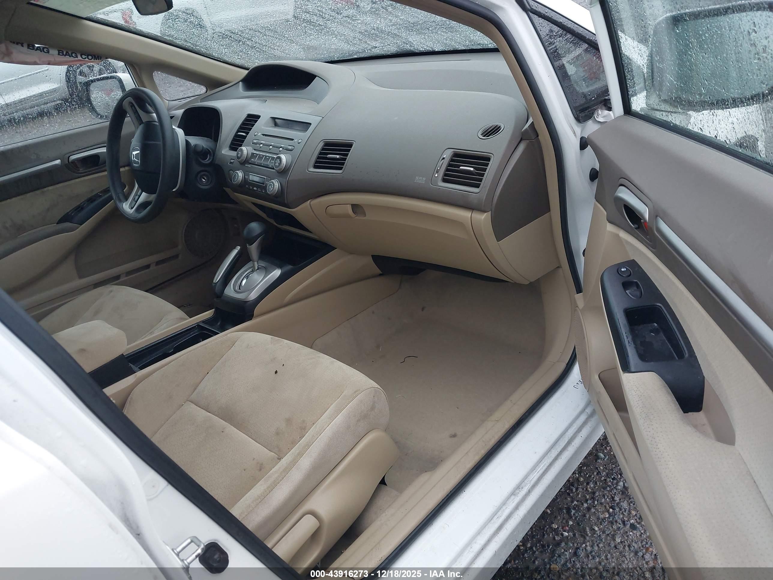 HONDA CIVIC image 5