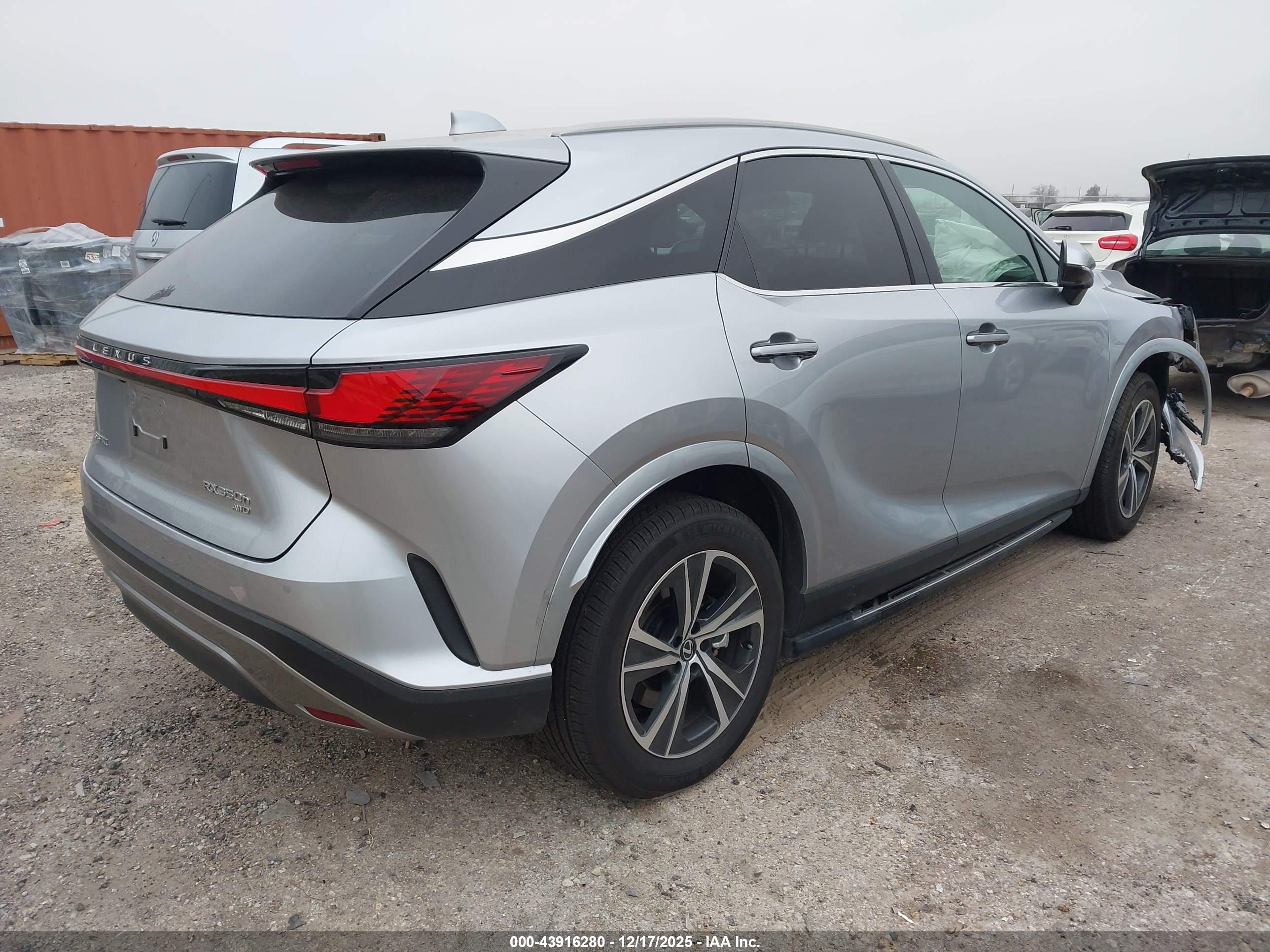 LEXUS RX image 4