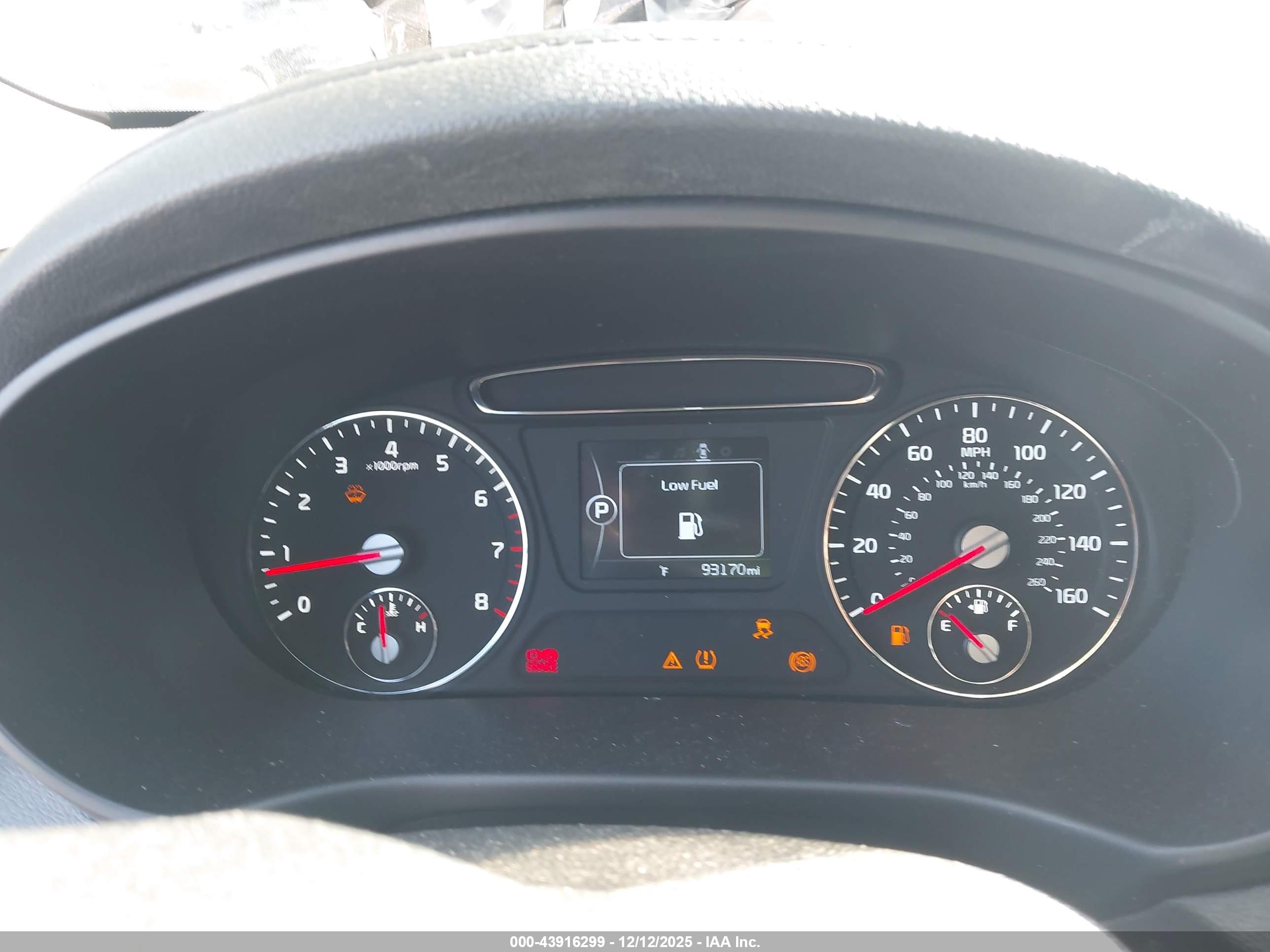 KIA SORENTO image 7