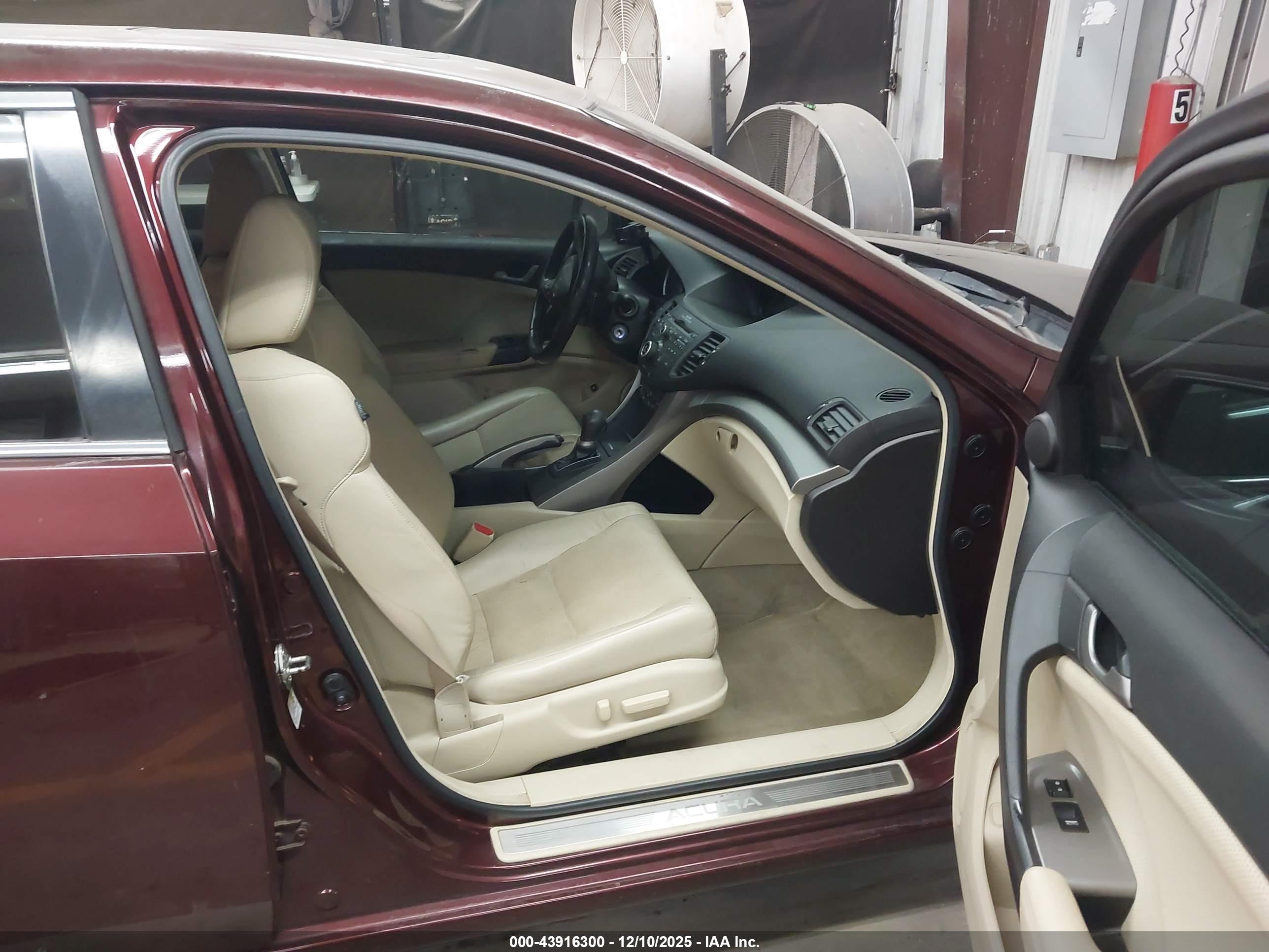 ACURA TSX image 5
