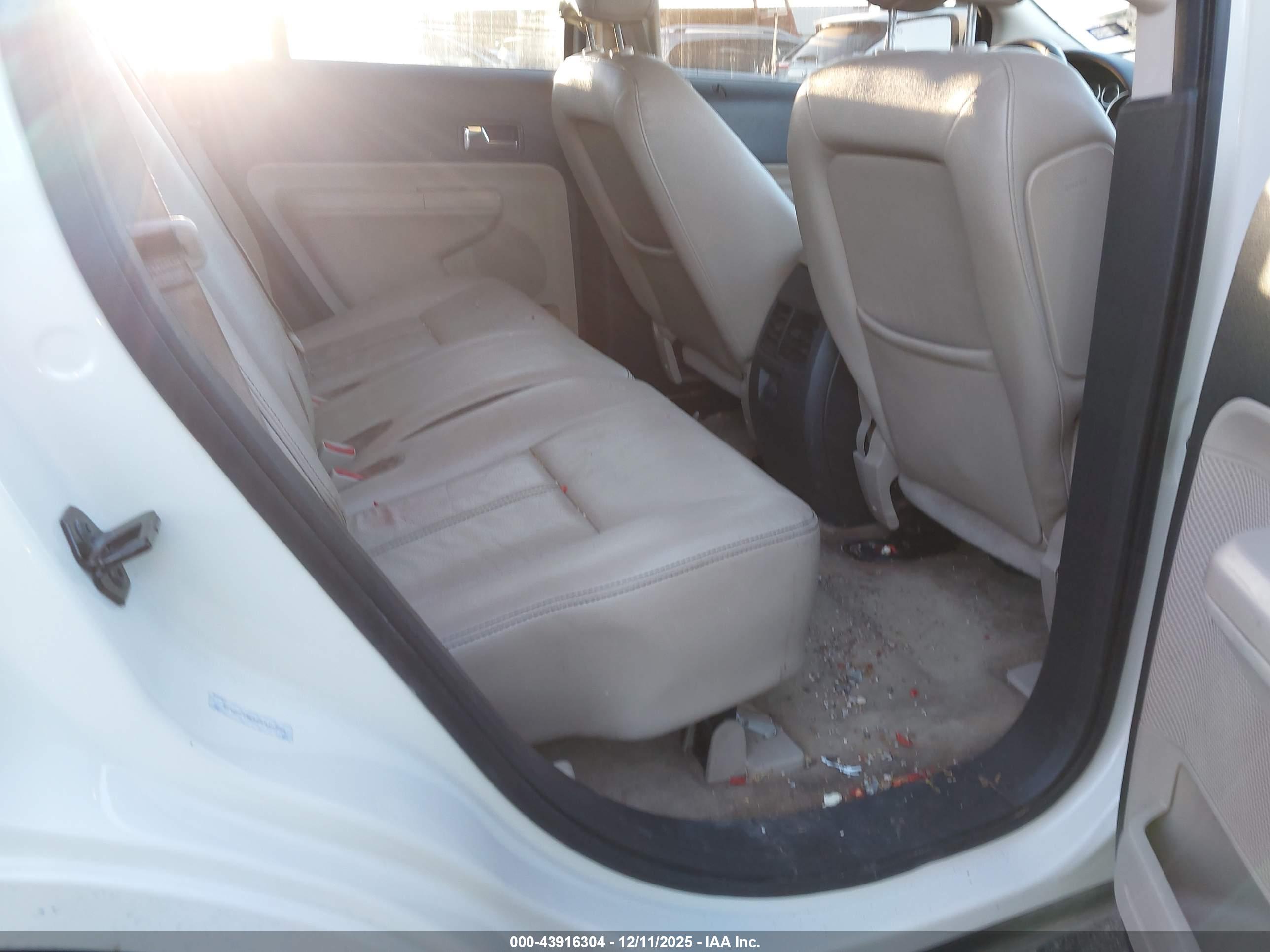 FORD EDGE image 8