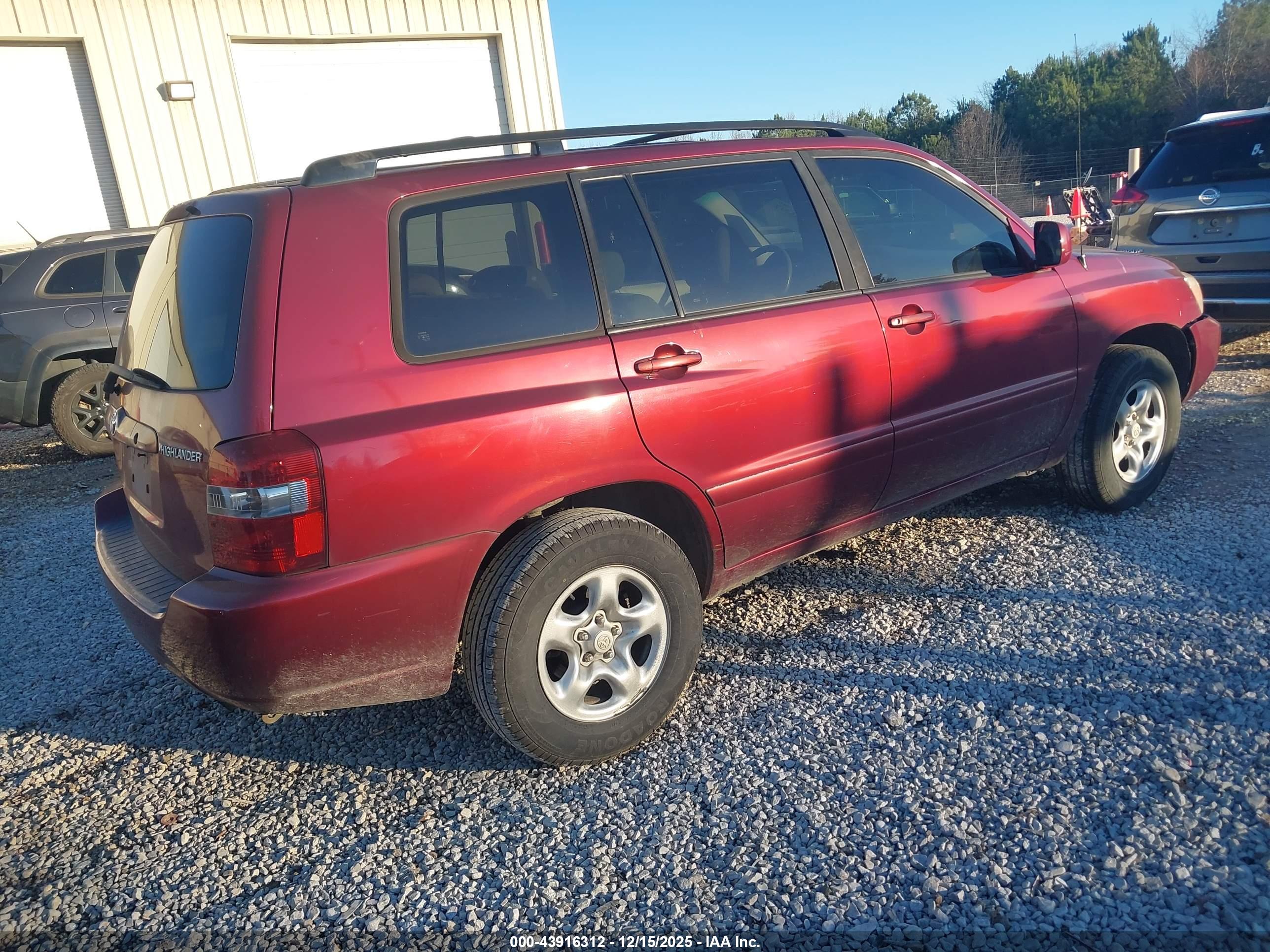 TOYOTA HIGHLANDER image 4