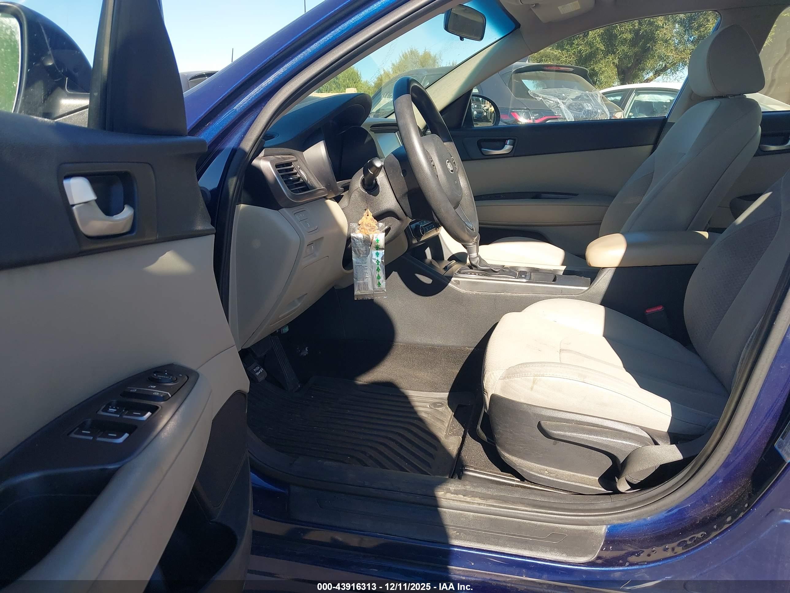 KIA OPTIMA image 5