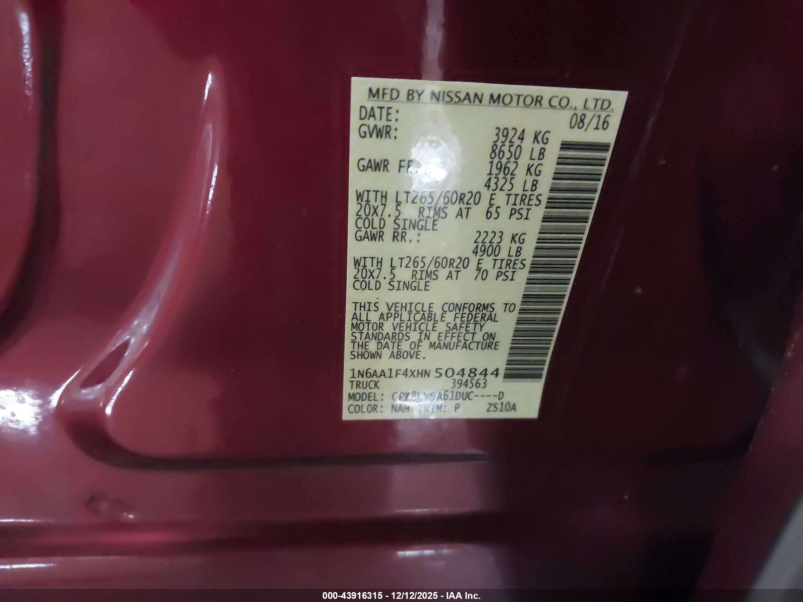 NISSAN TITAN image 9