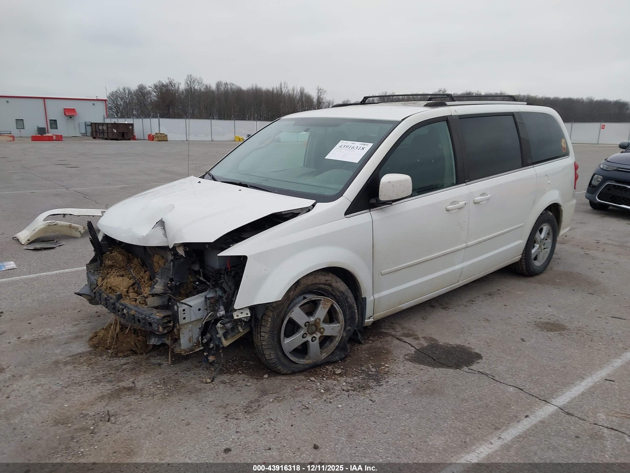 DODGE GRAND image 2