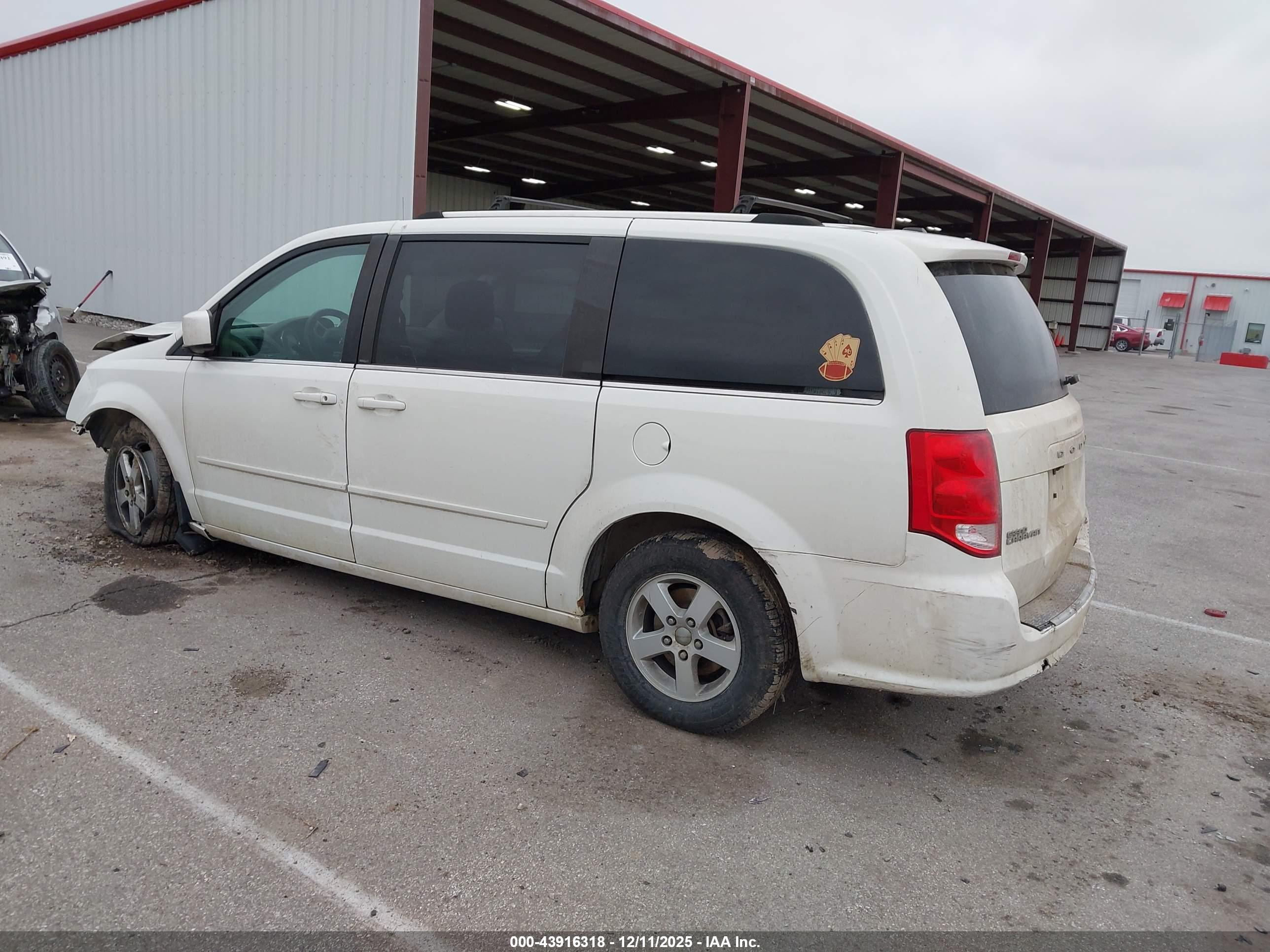 DODGE GRAND image 3