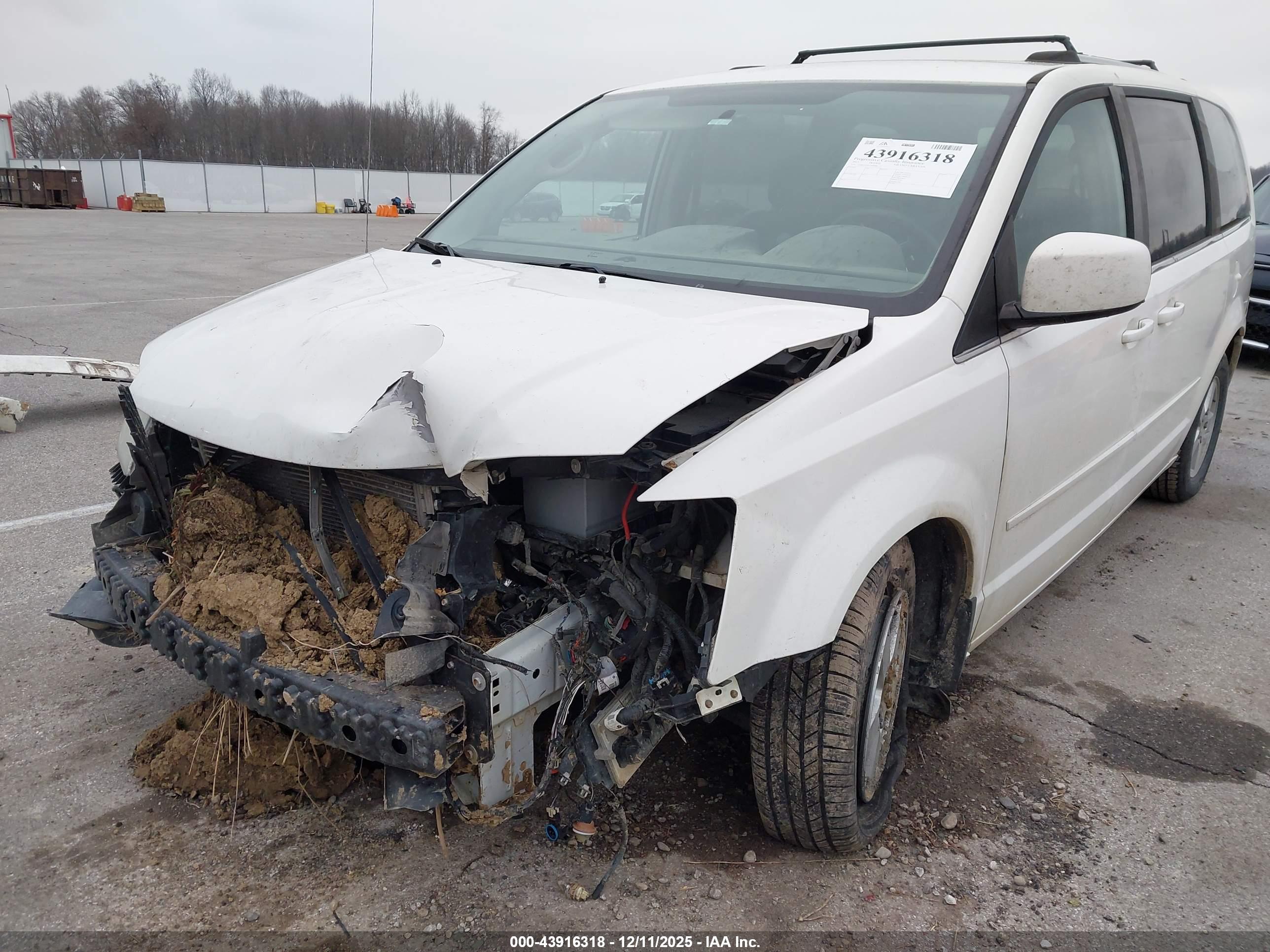 DODGE GRAND image 6