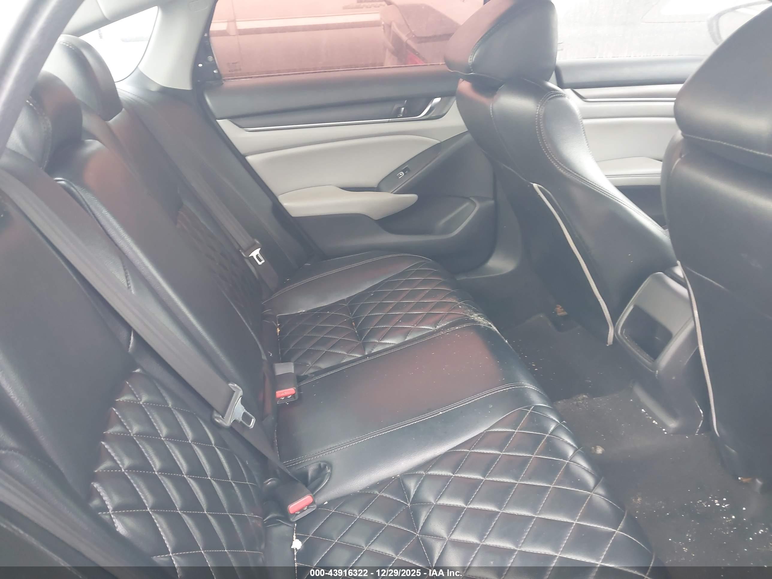 HONDA ACCORD image 8
