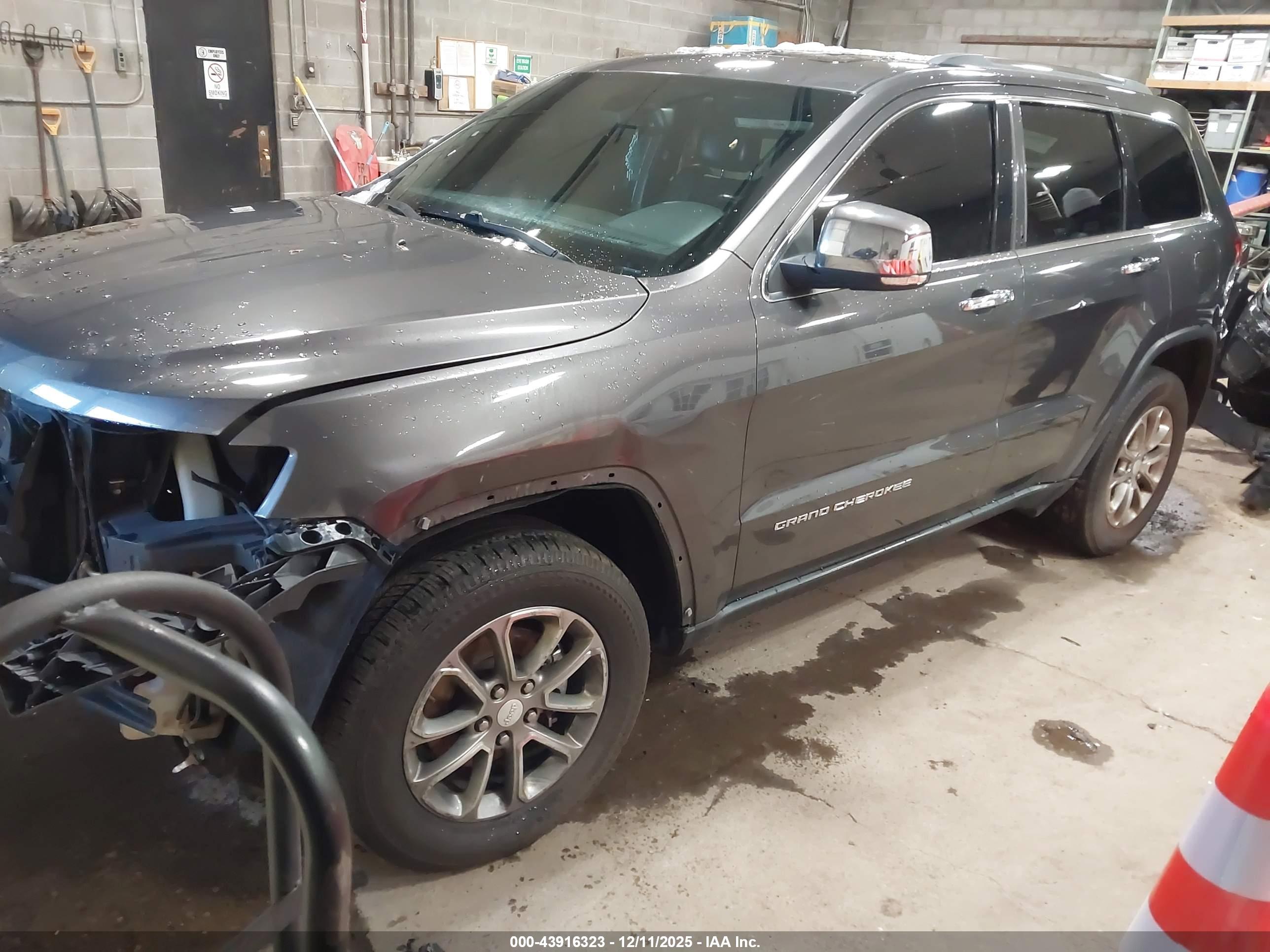 JEEP GRAND image 2