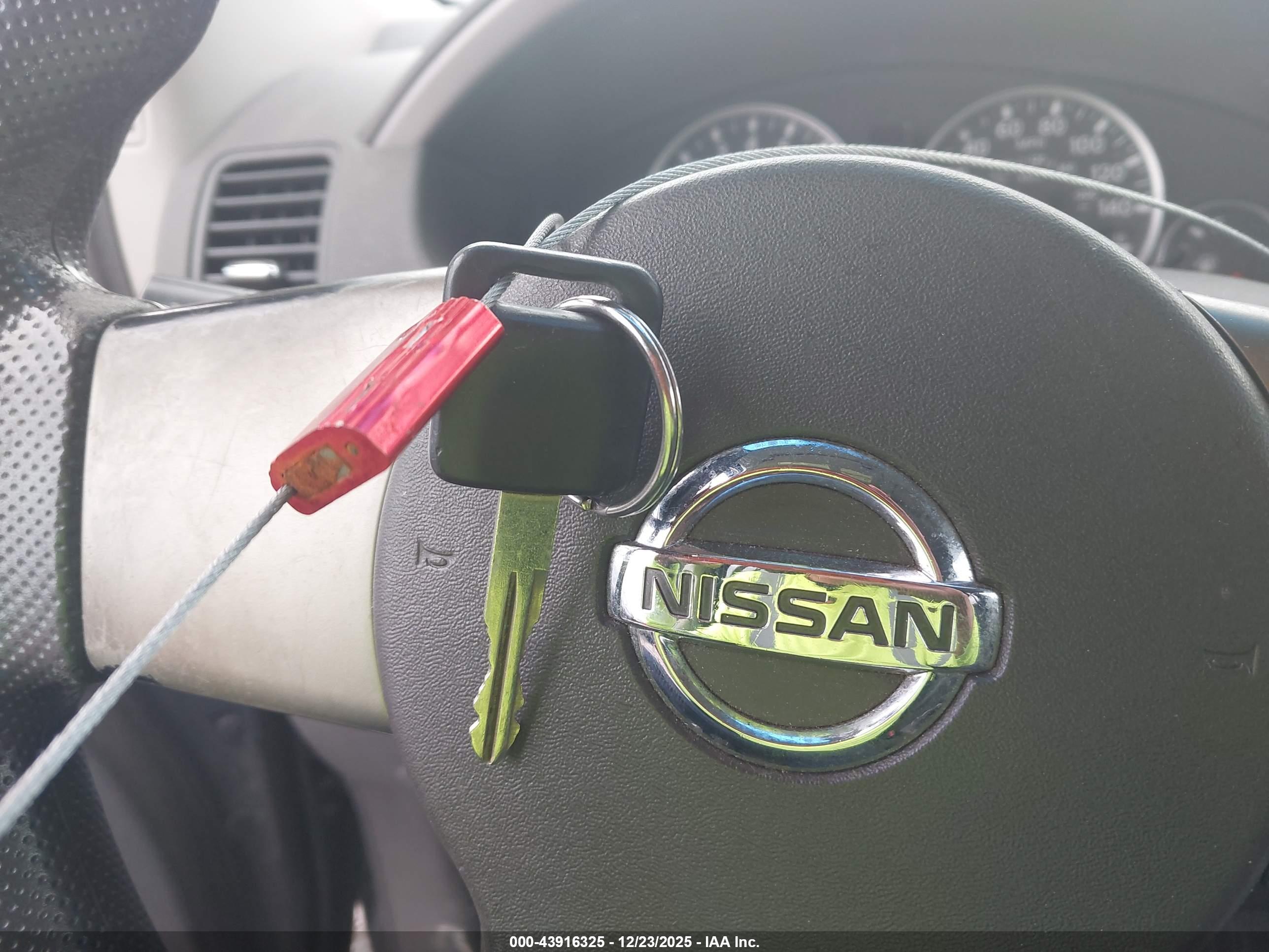 NISSAN PATHFINDER image 11