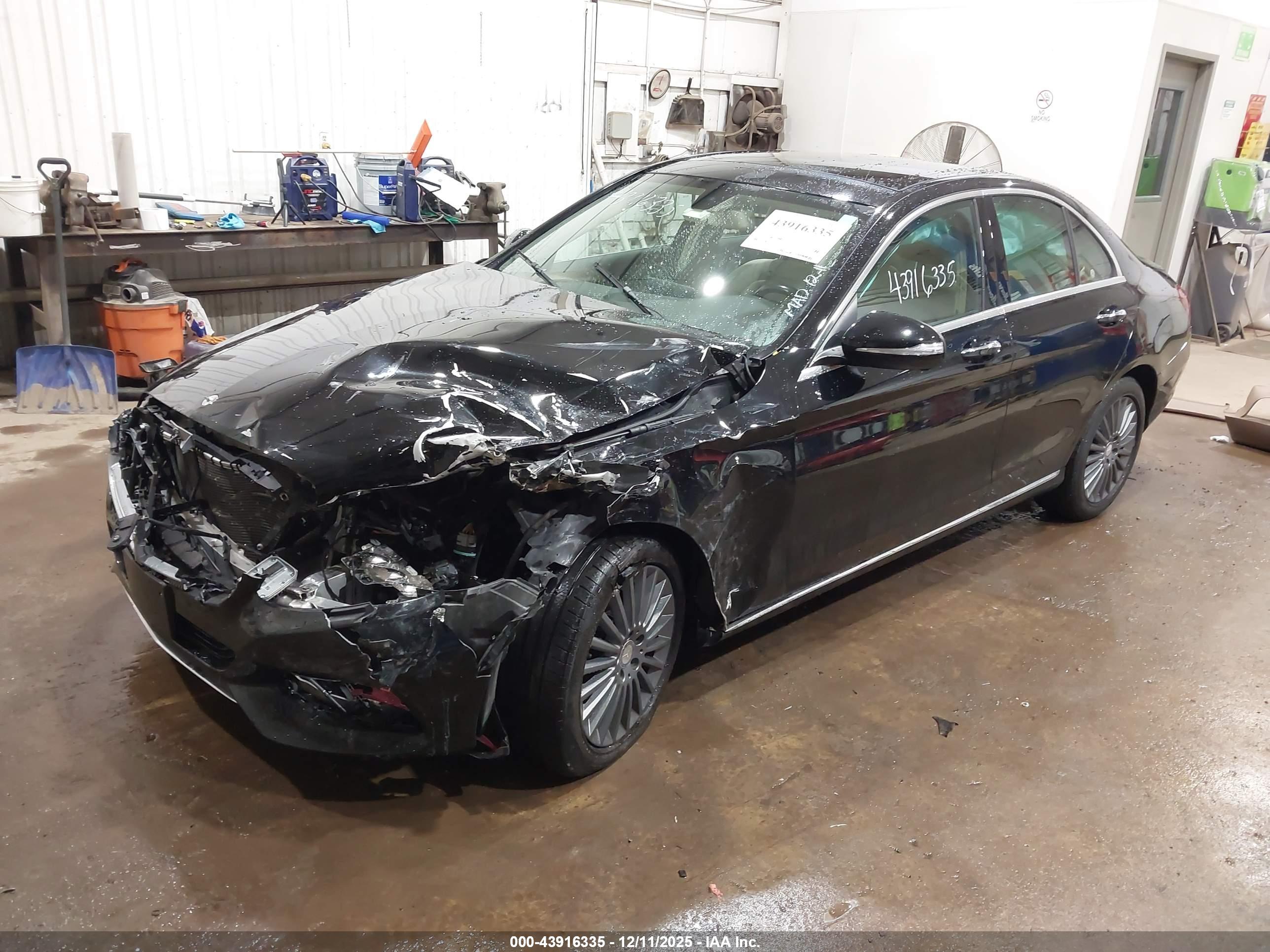 MERCEDES-BENZ C image 6