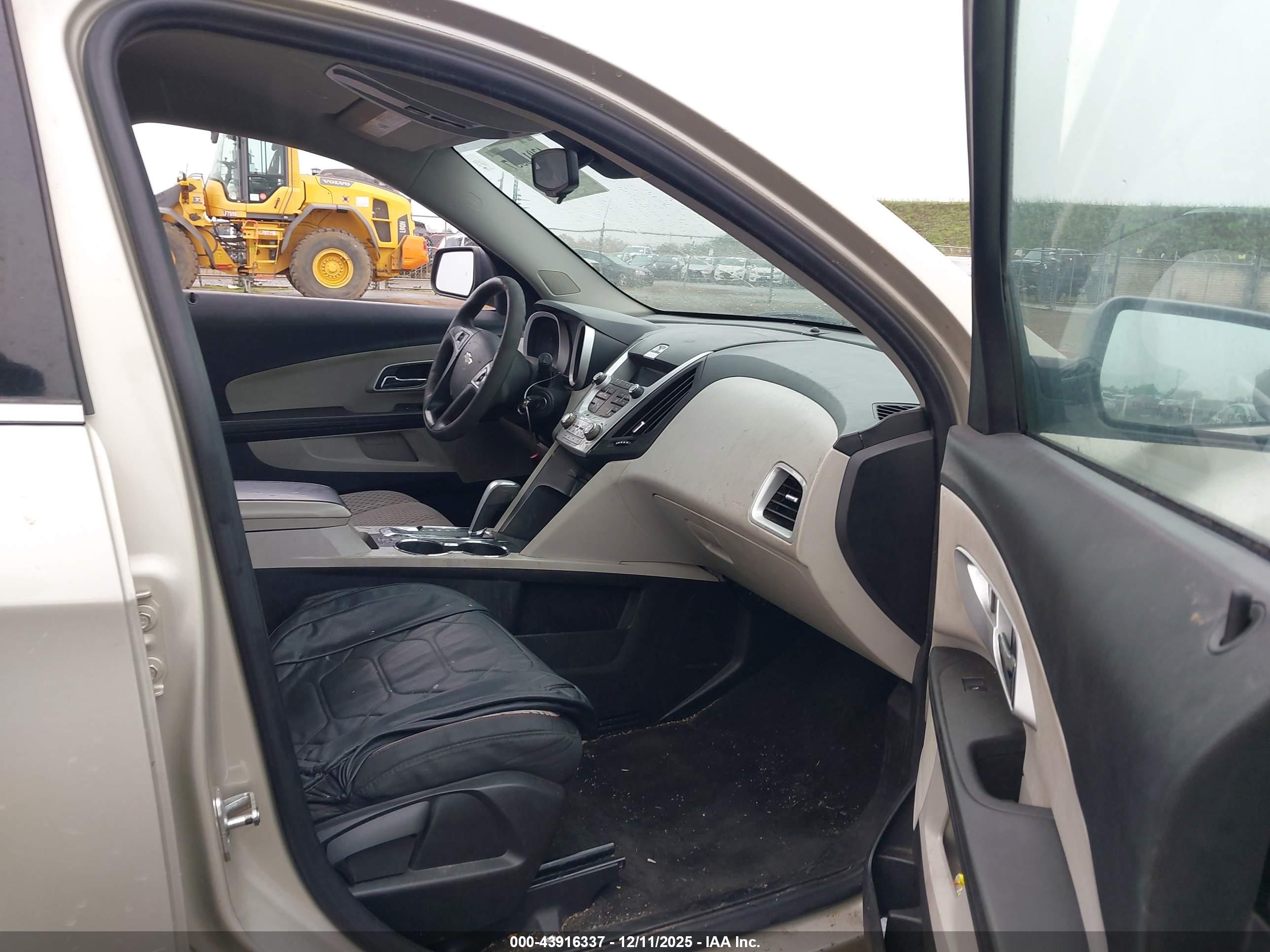 CHEVROLET EQUINOX image 5