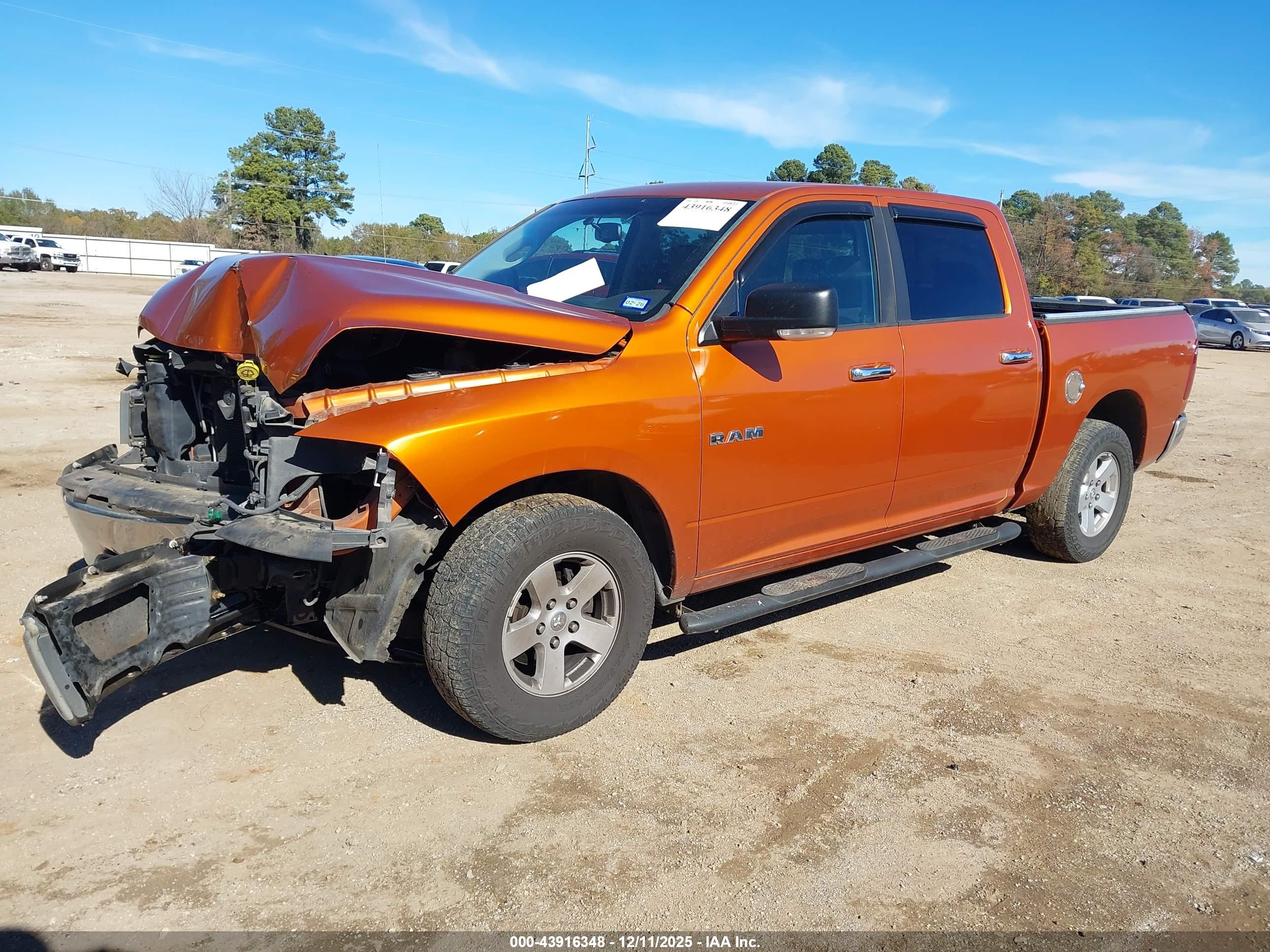 DODGE RAM image 2