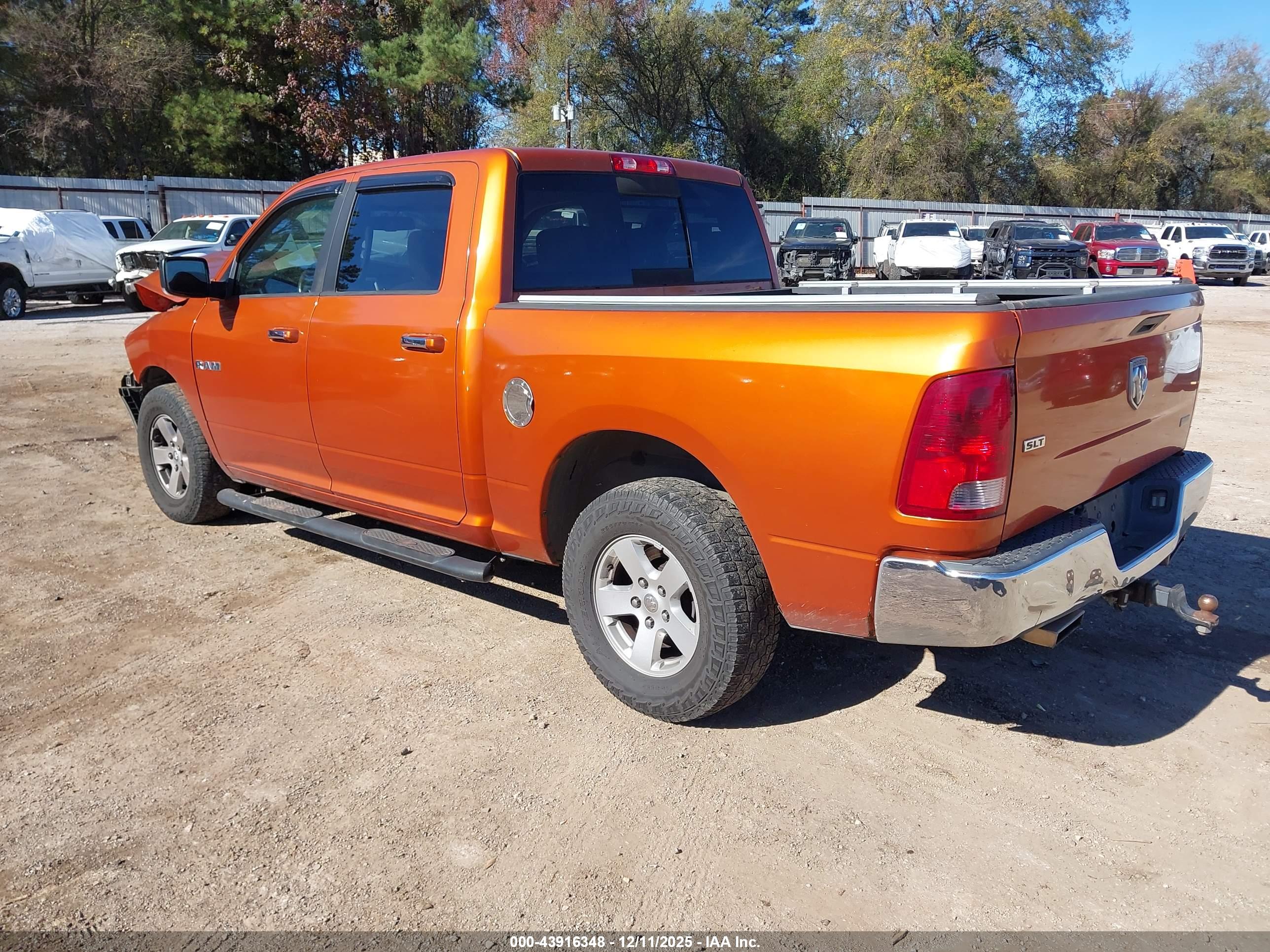 DODGE RAM image 3