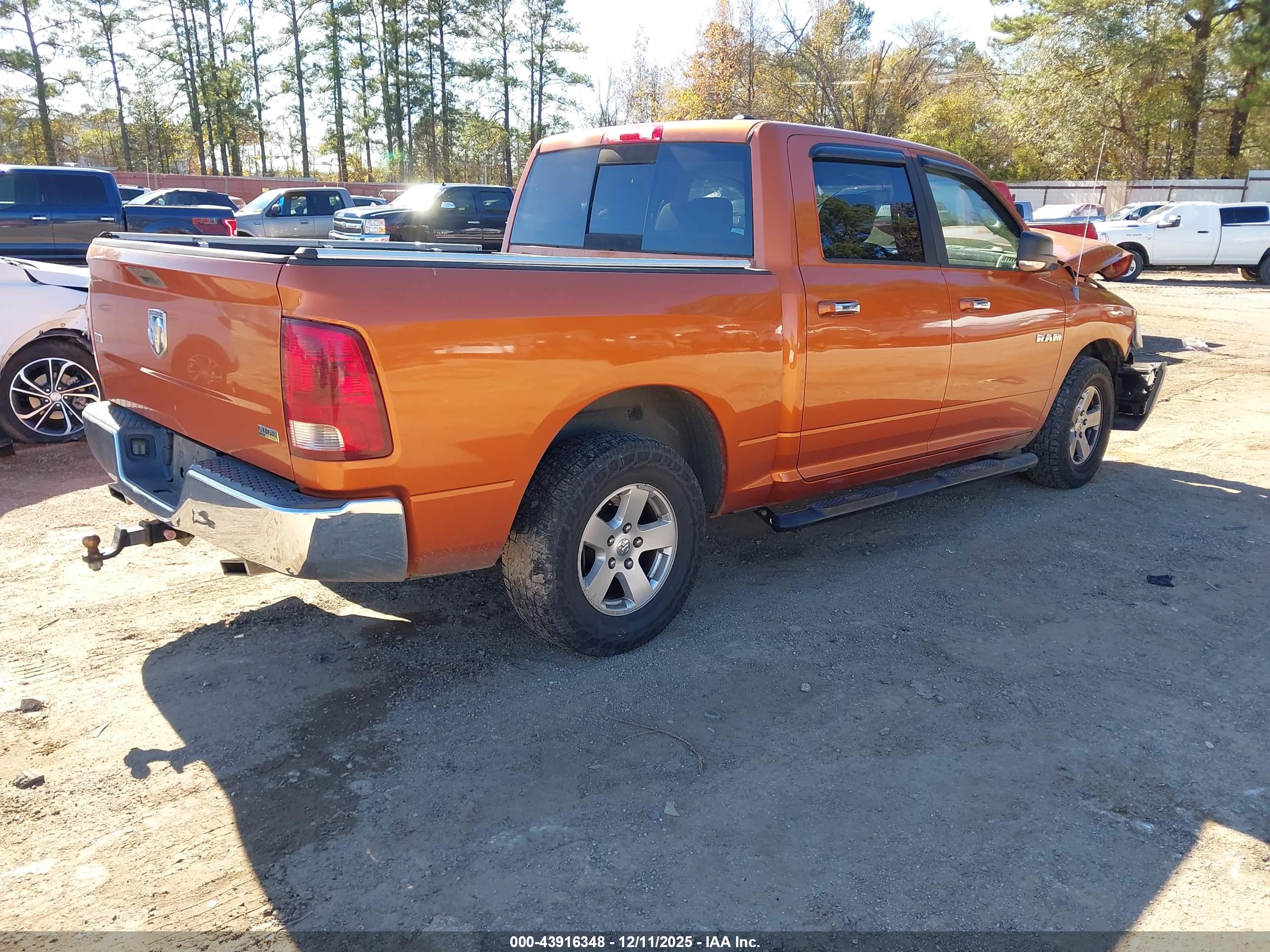 DODGE RAM image 4