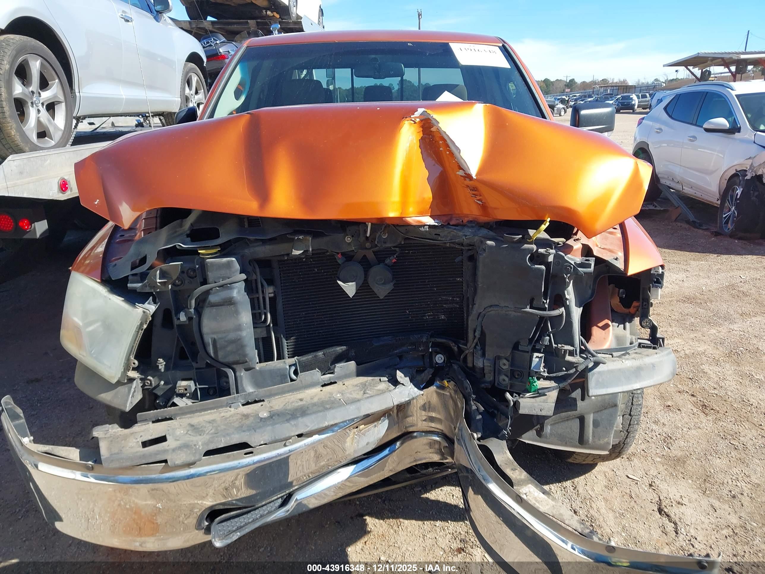 DODGE RAM image 6