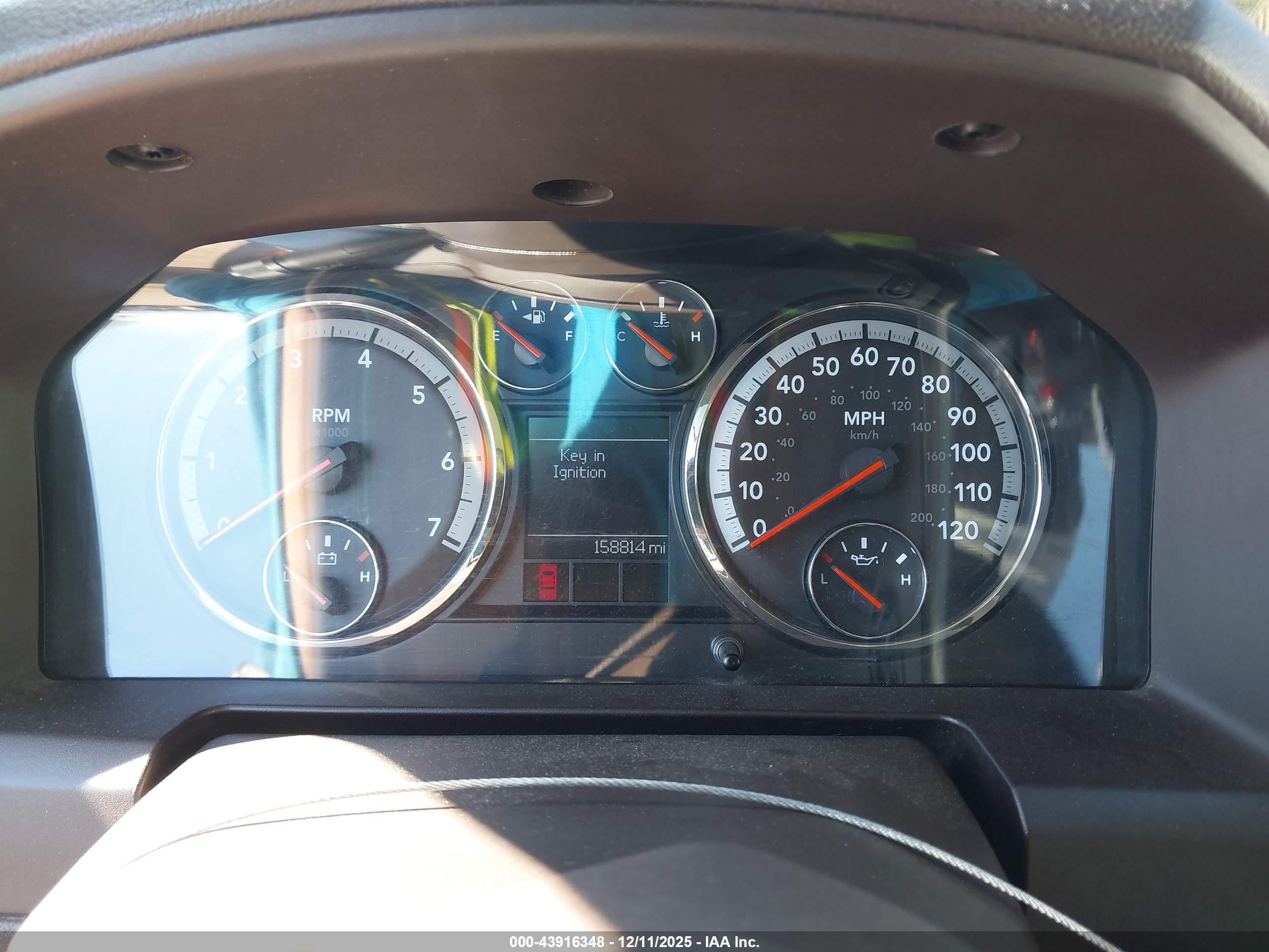 DODGE RAM image 7