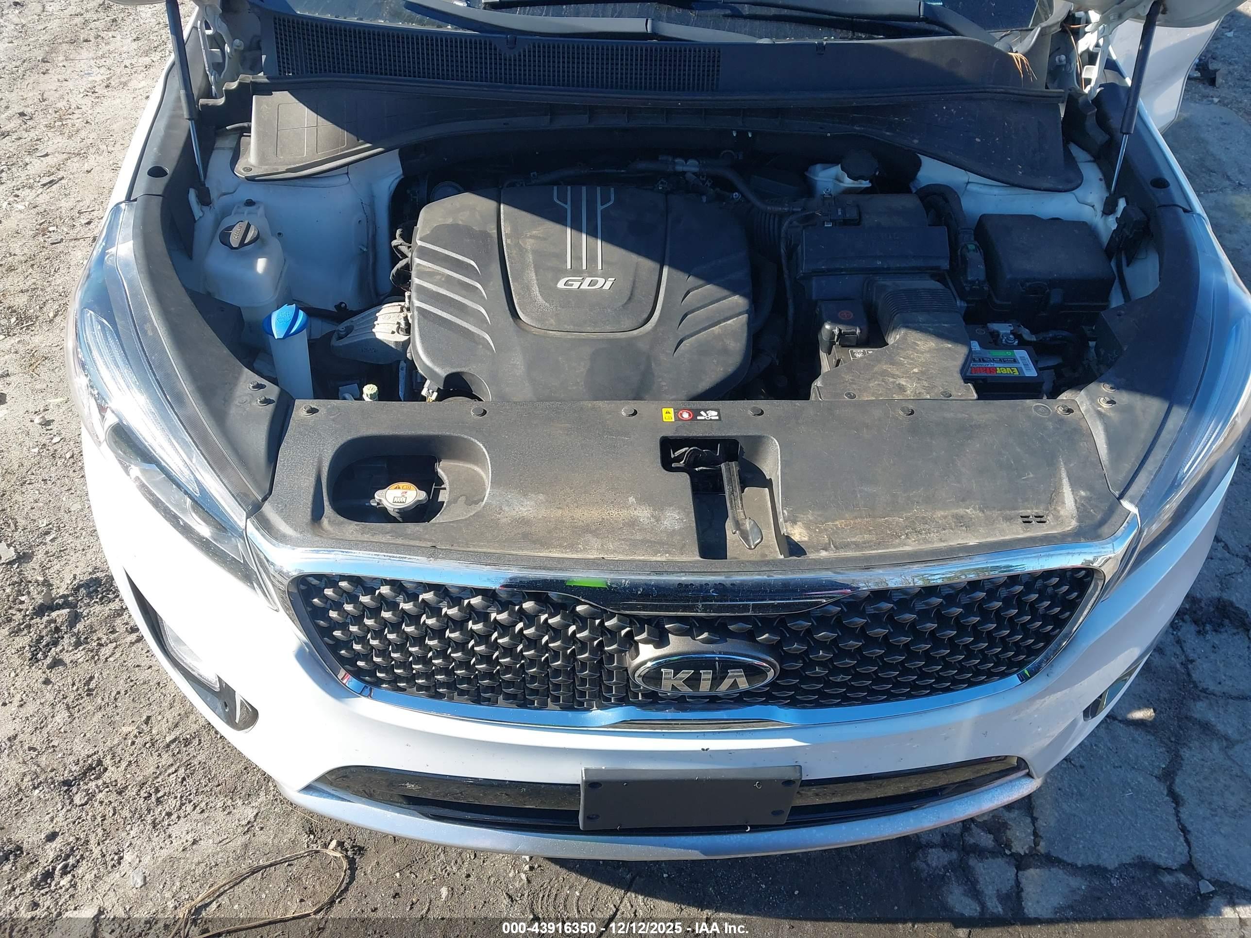 KIA SORENTO image 10