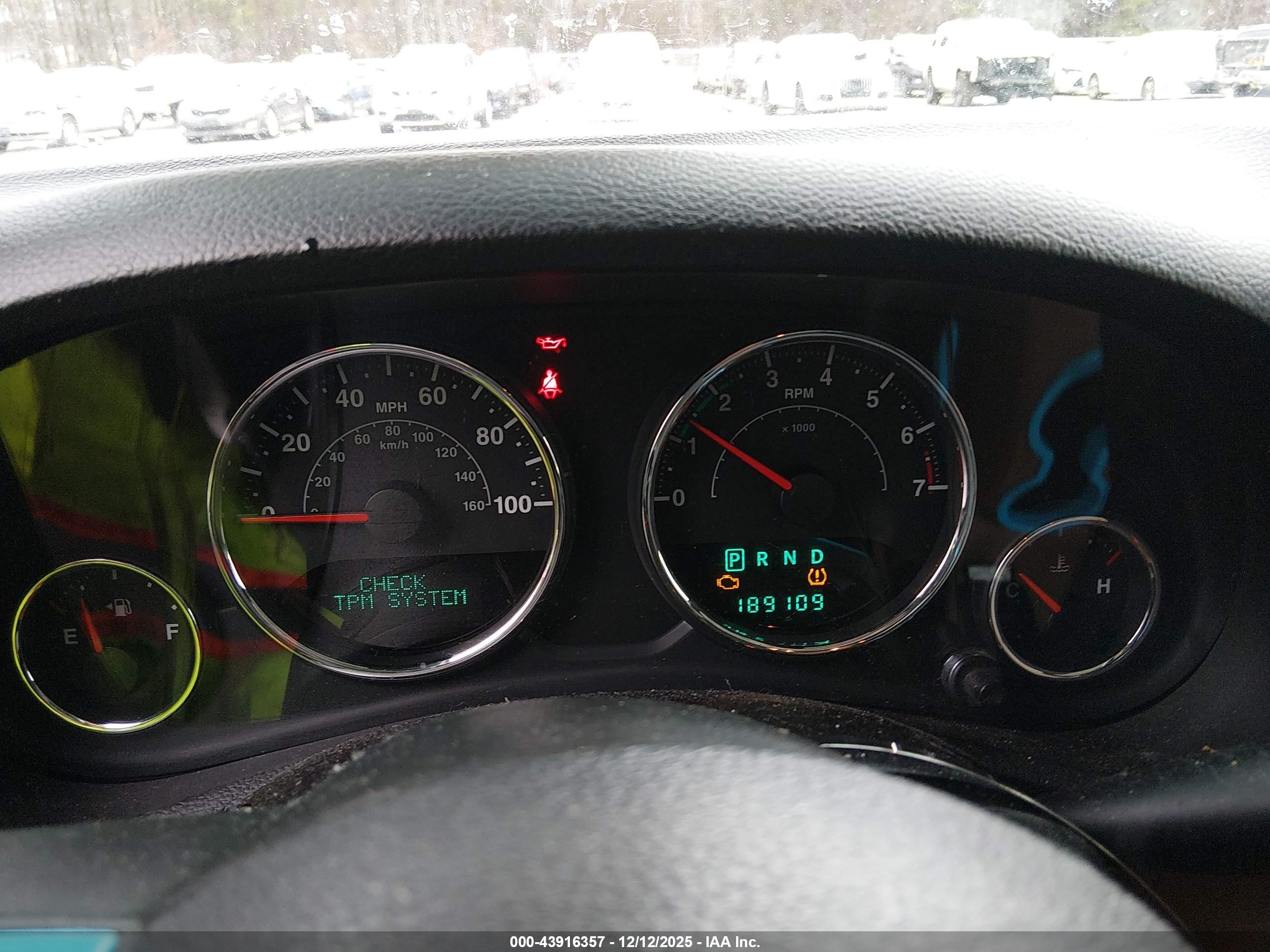 JEEP WRANGLER image 7