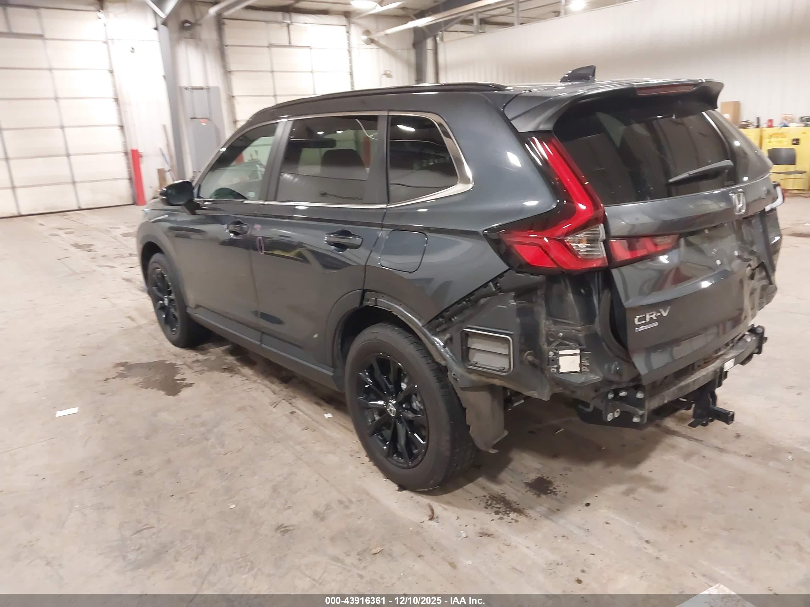 HONDA CR-V image 3