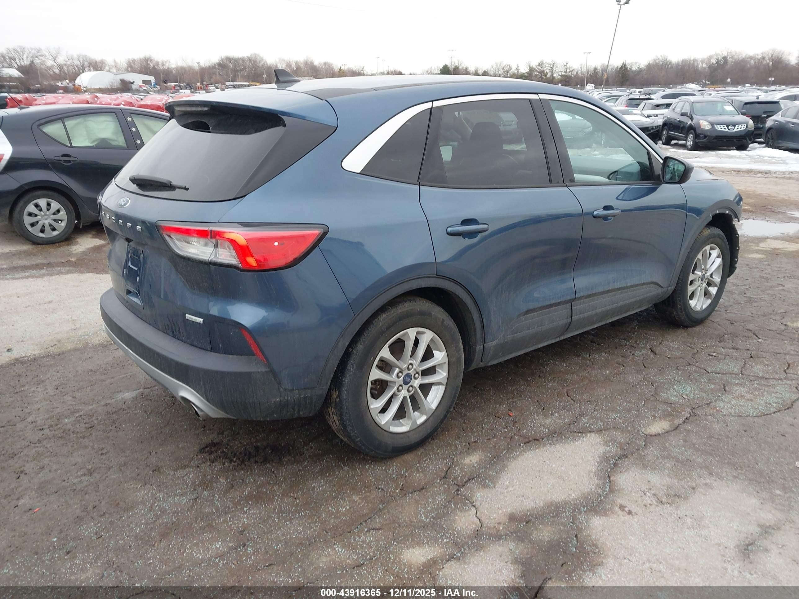 FORD ESCAPE image 4