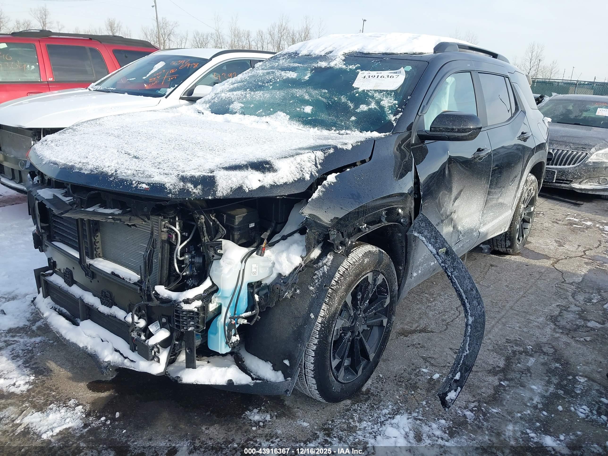 CHEVROLET EQUINOX image 2
