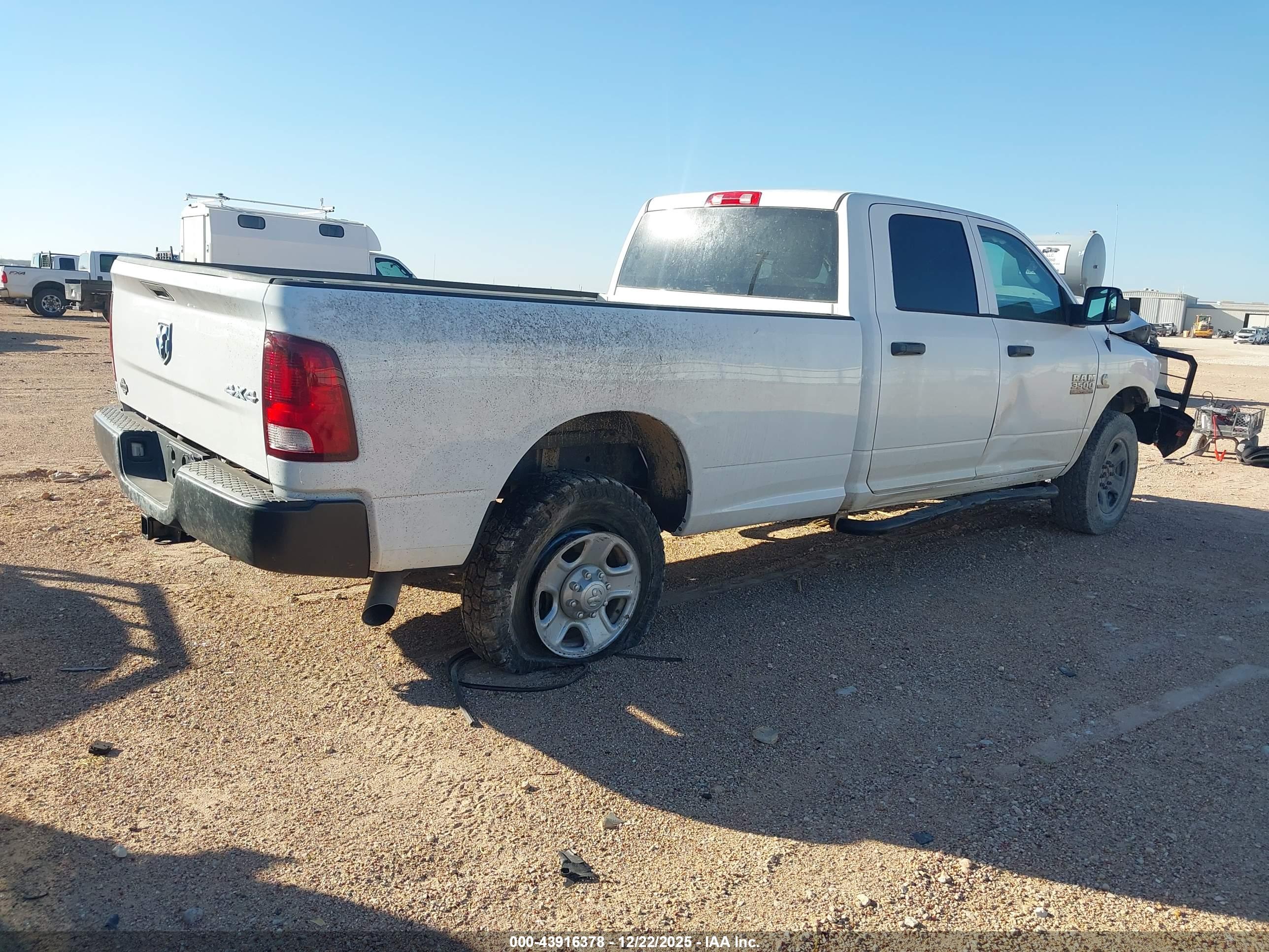 RAM 3500 image 4