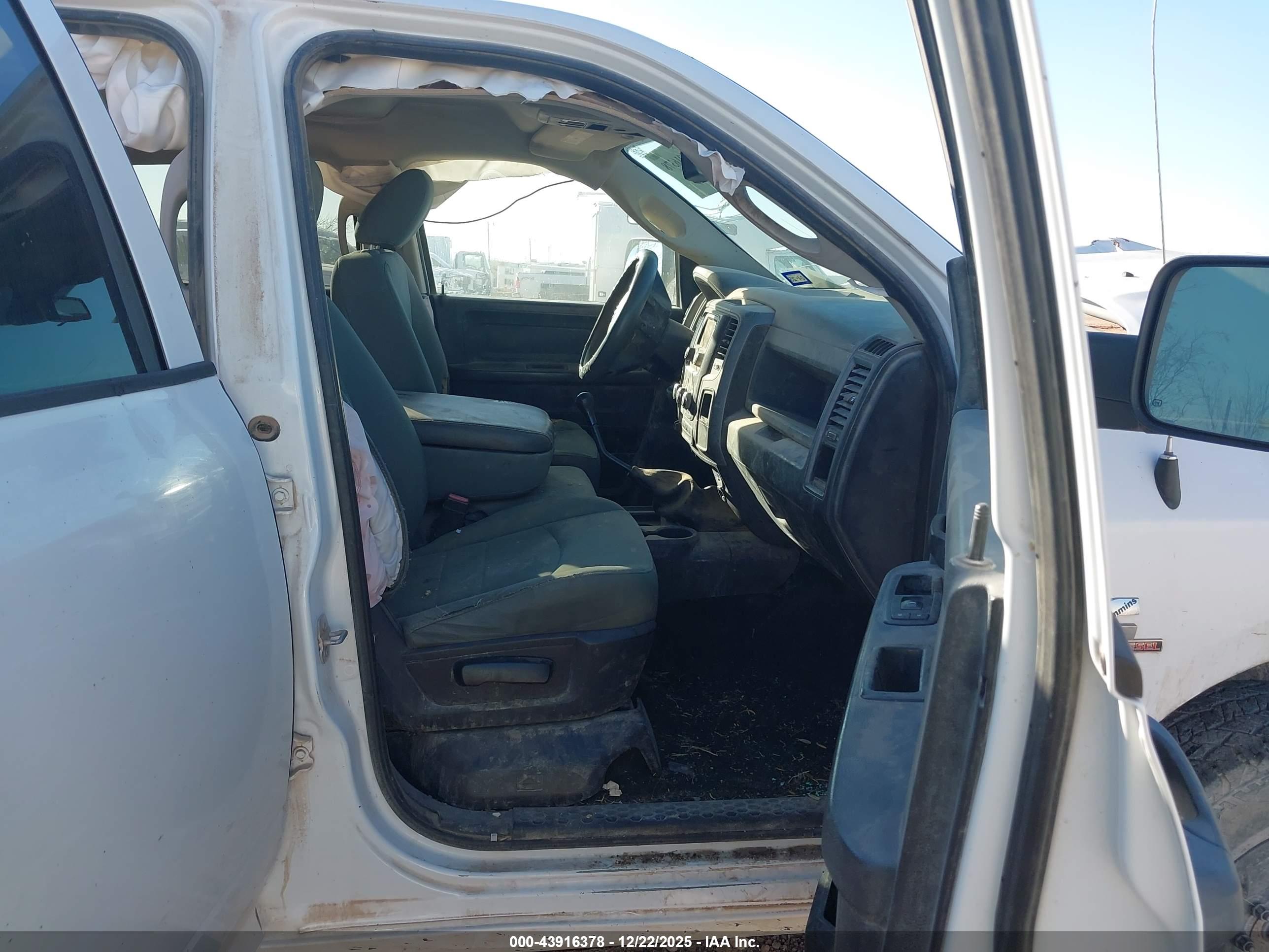 RAM 3500 image 7