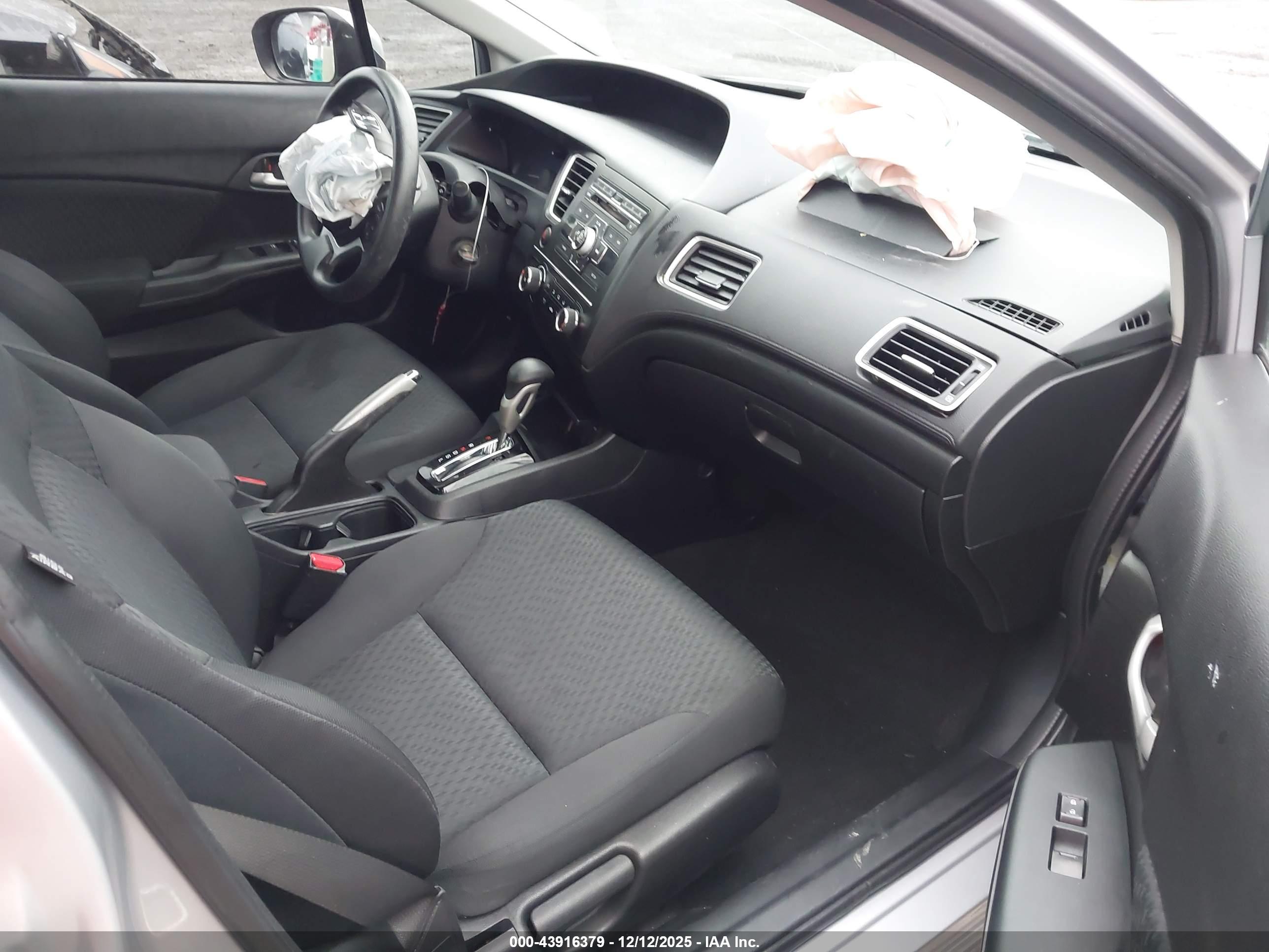 HONDA CIVIC image 5