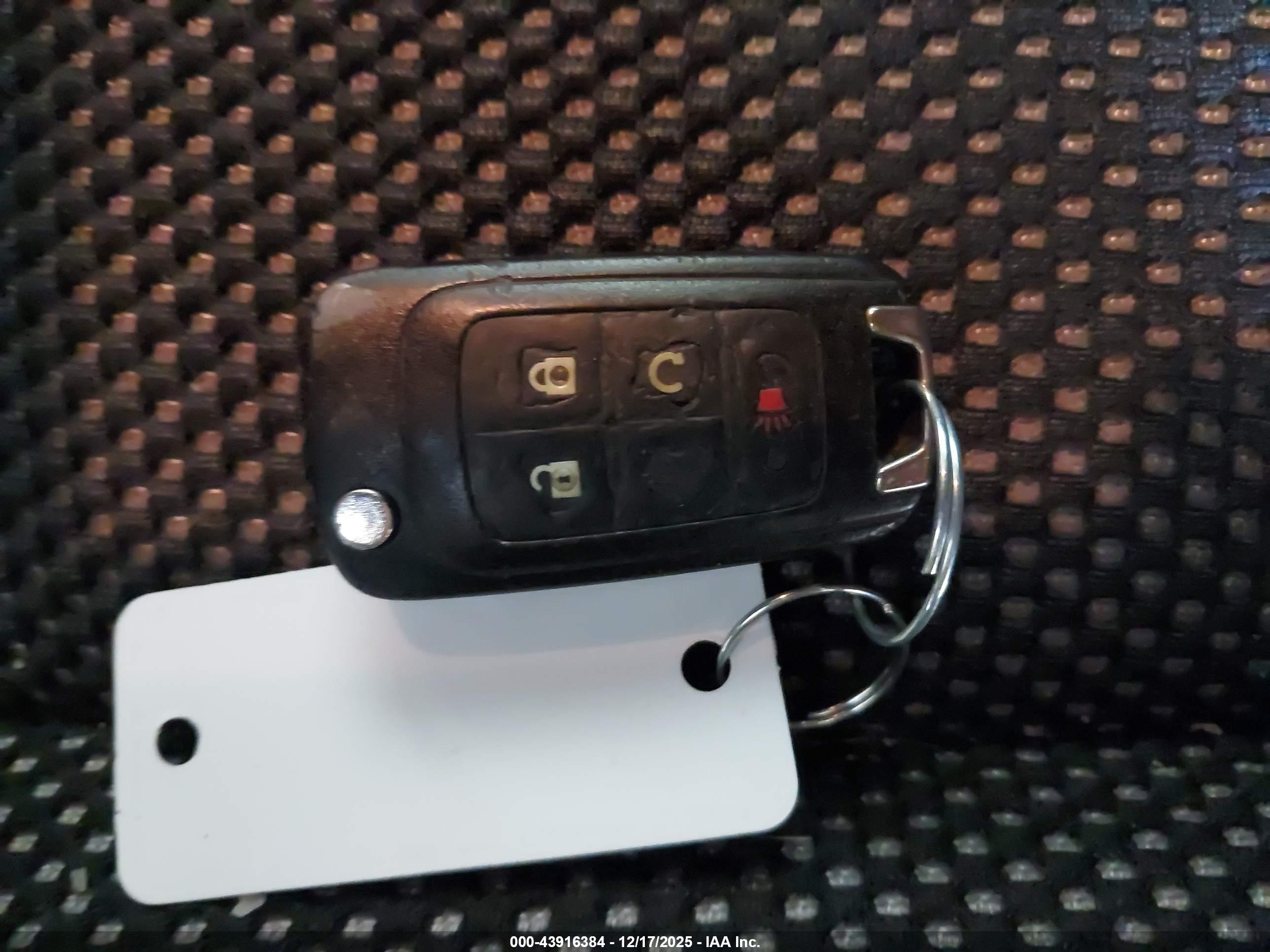 CHEVROLET EQUINOX image 11