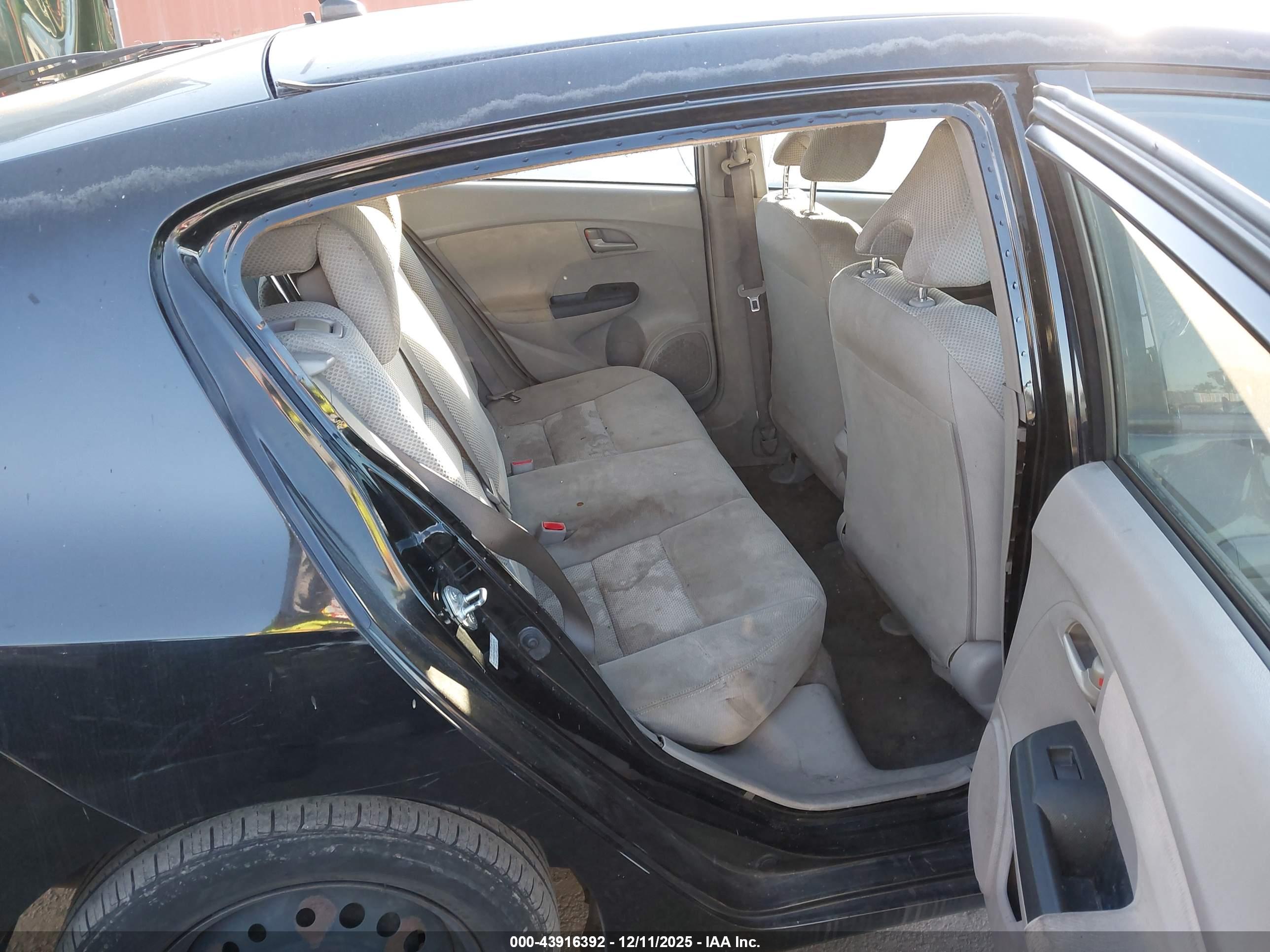 HONDA INSIGHT image 8