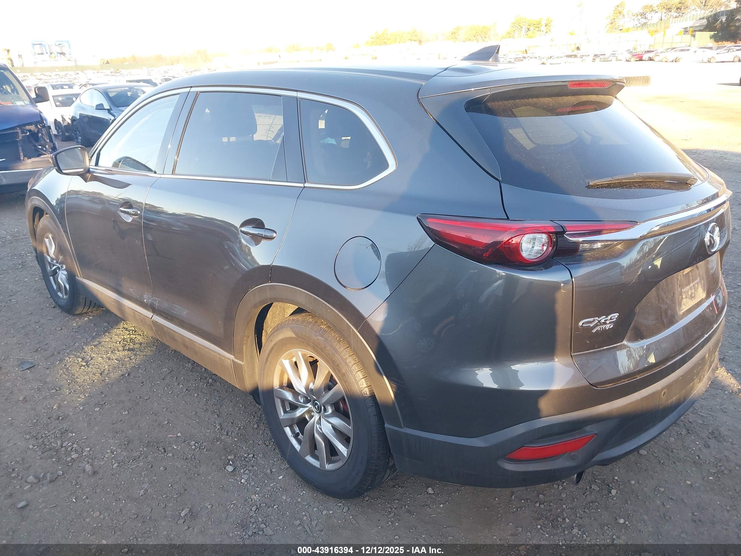 MAZDA CX-9 image 3