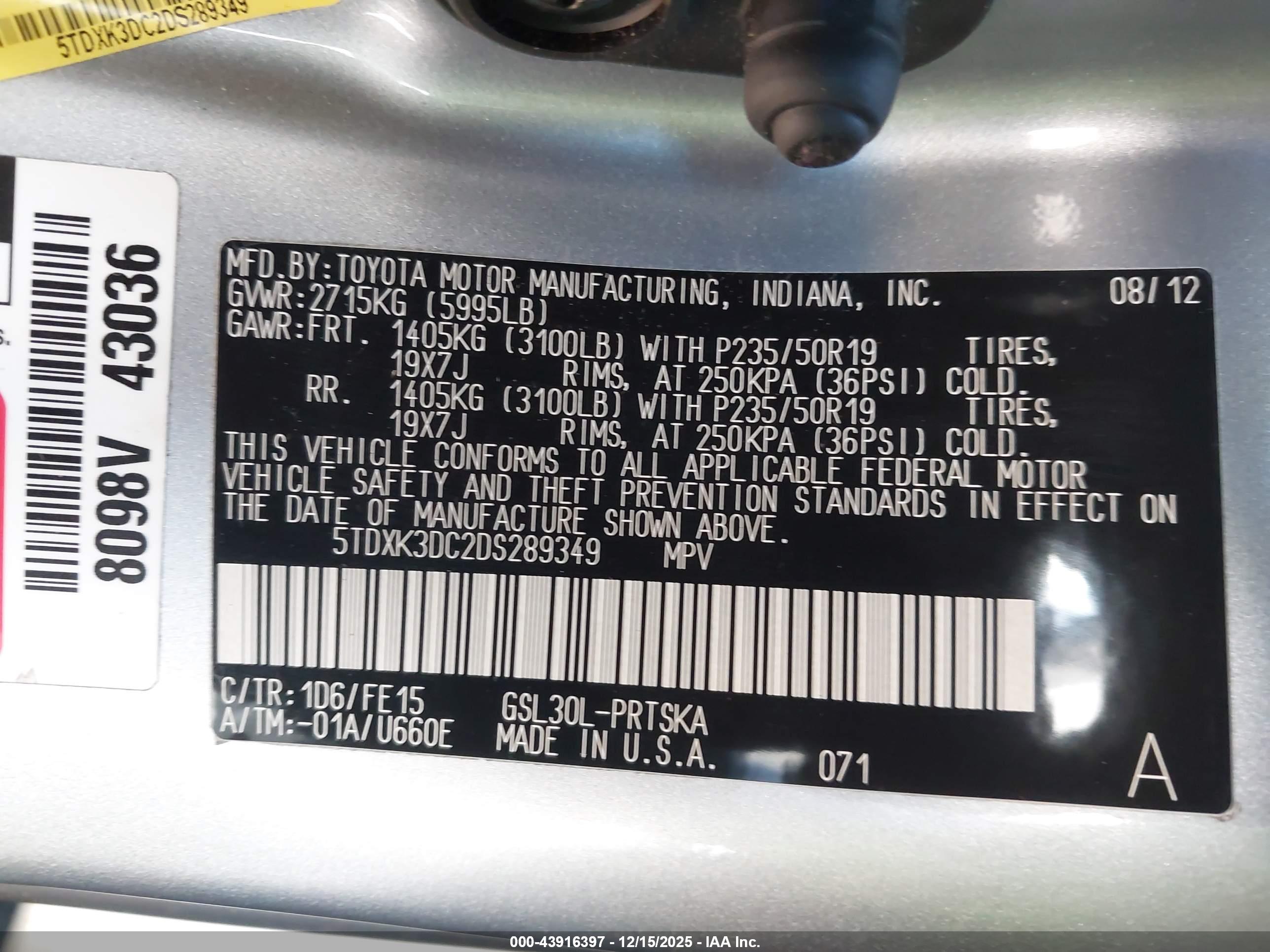 TOYOTA SIENNA image 9