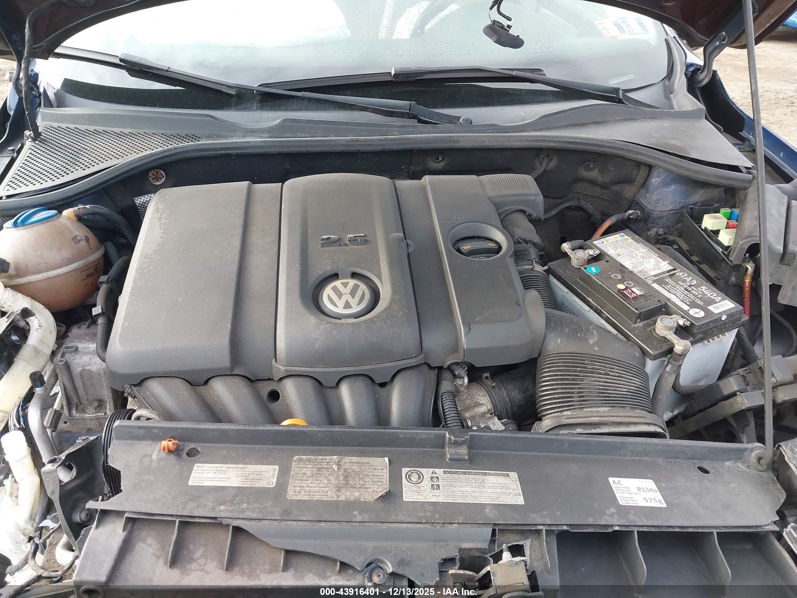 VOLKSWAGEN PASSAT image 10
