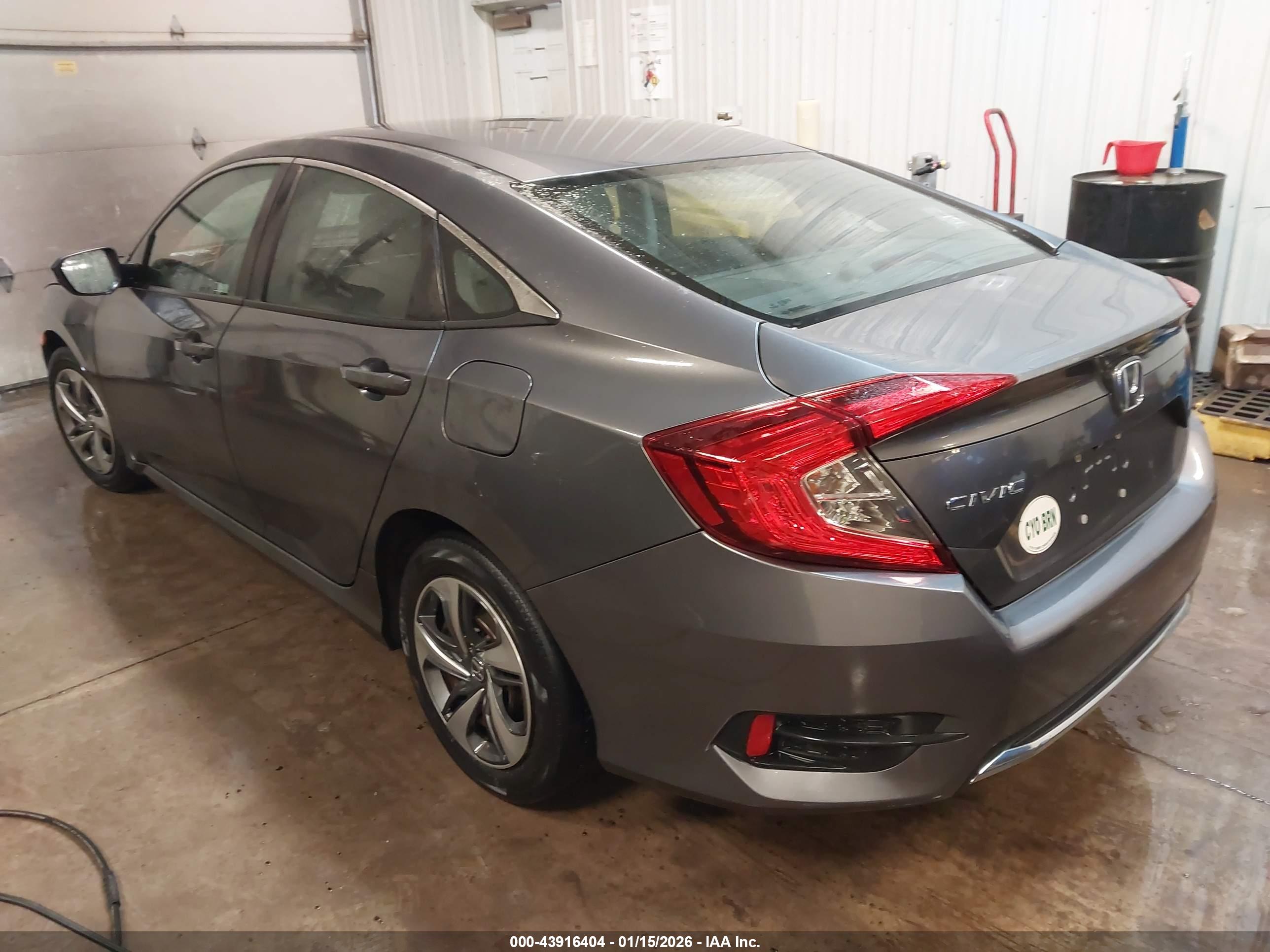 HONDA CIVIC image 3