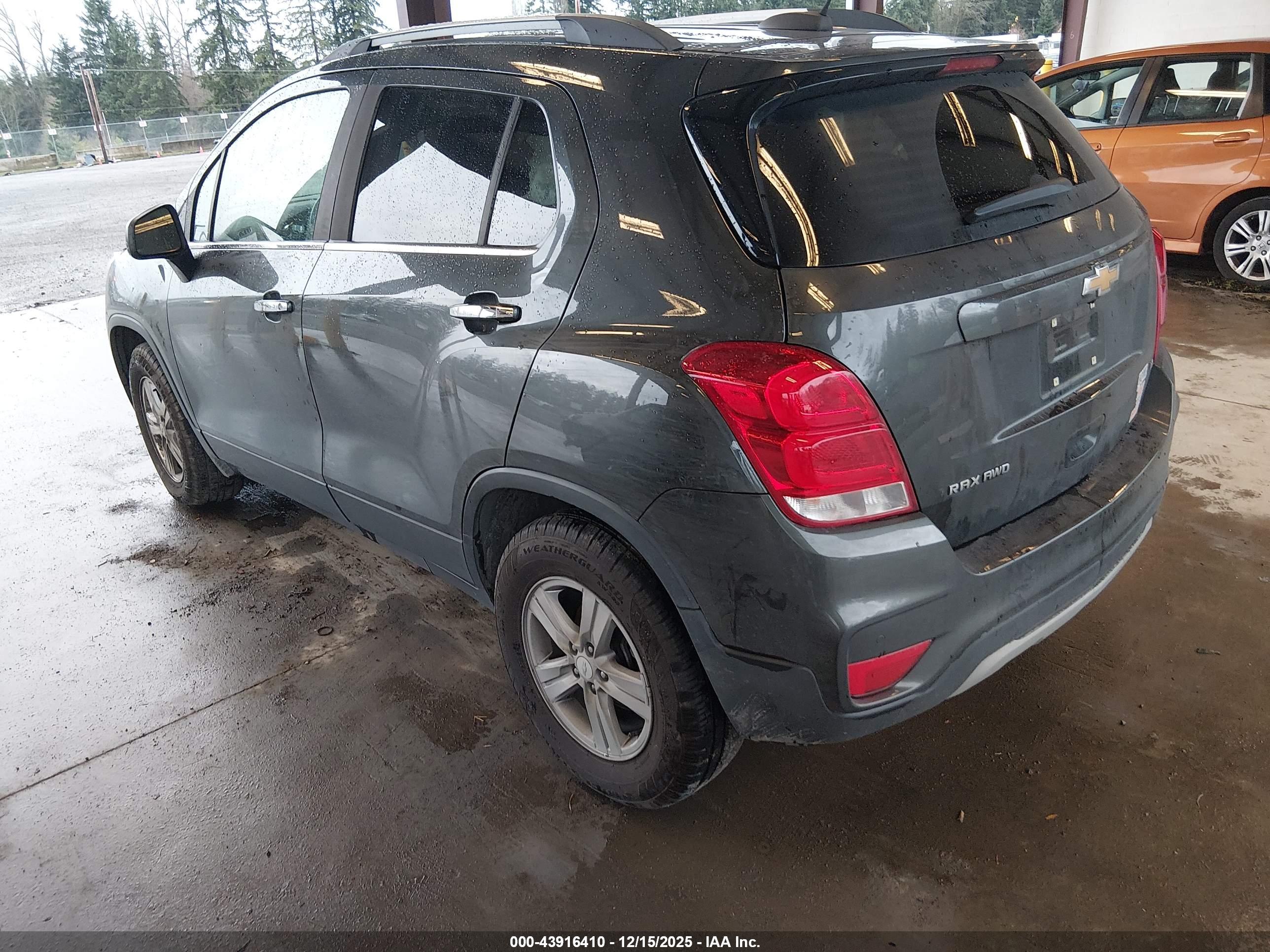 CHEVROLET TRAX image 3
